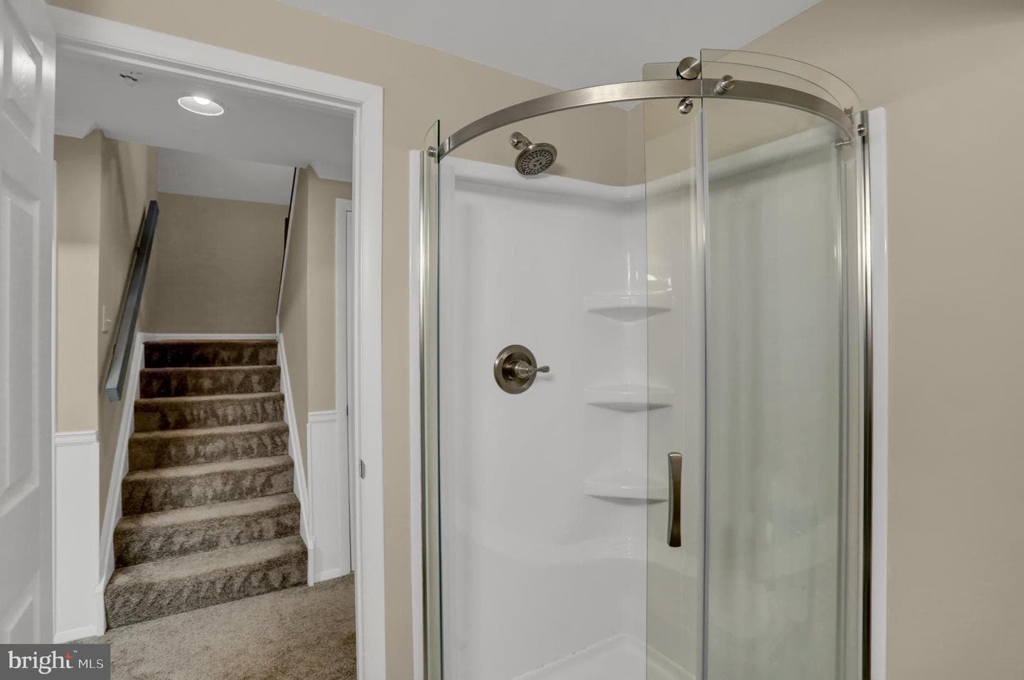 339 Overlea Place photo 31