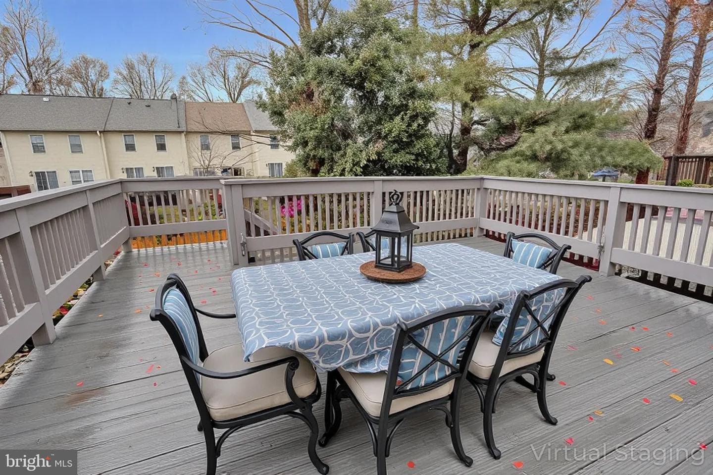 339 Overlea Place photo 35