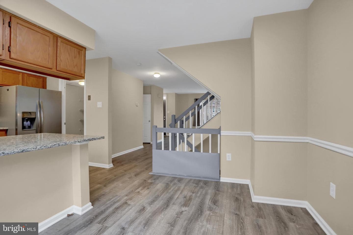 339 Overlea Place photo 6