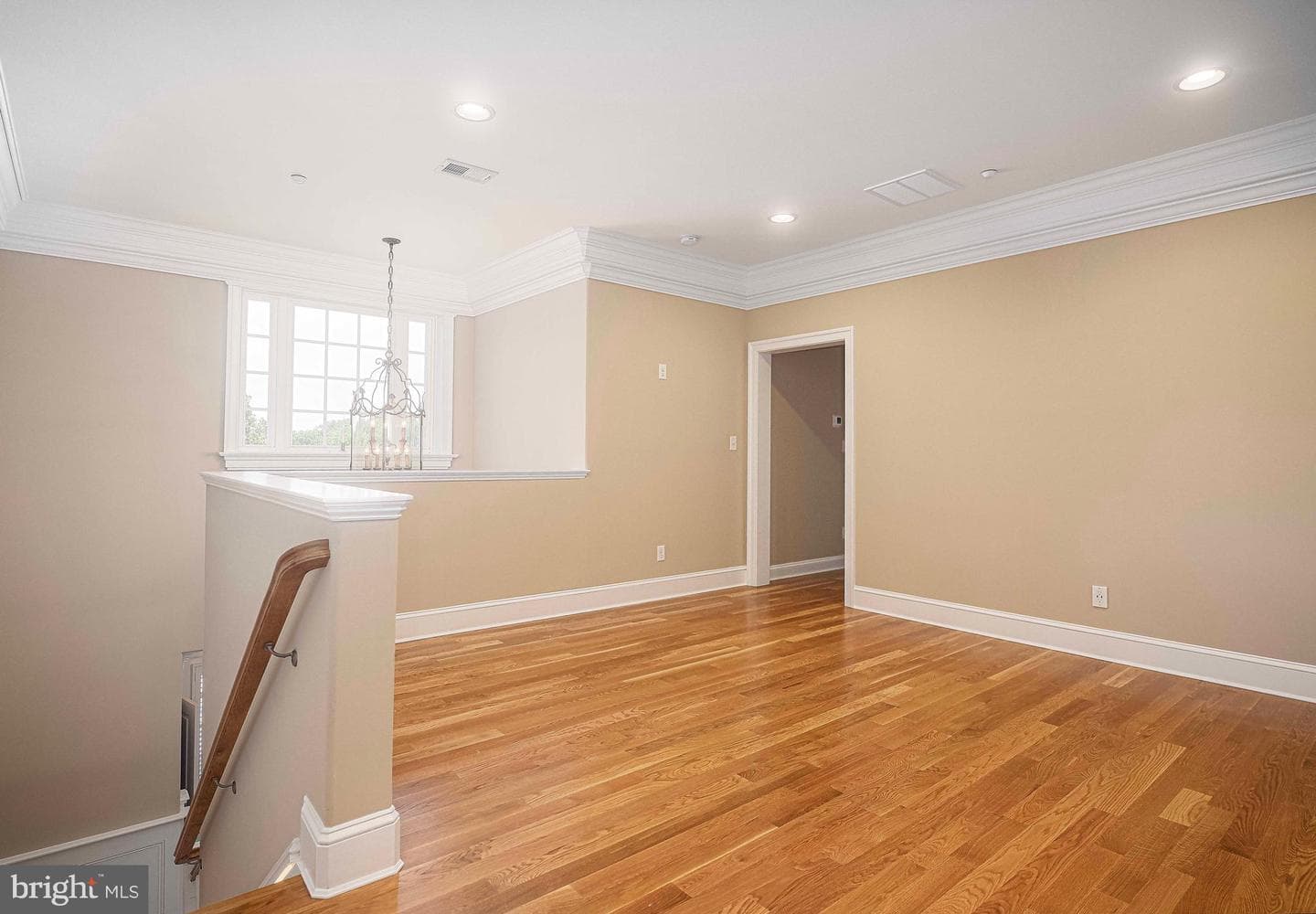 1404 Strathmore Drive photo 25