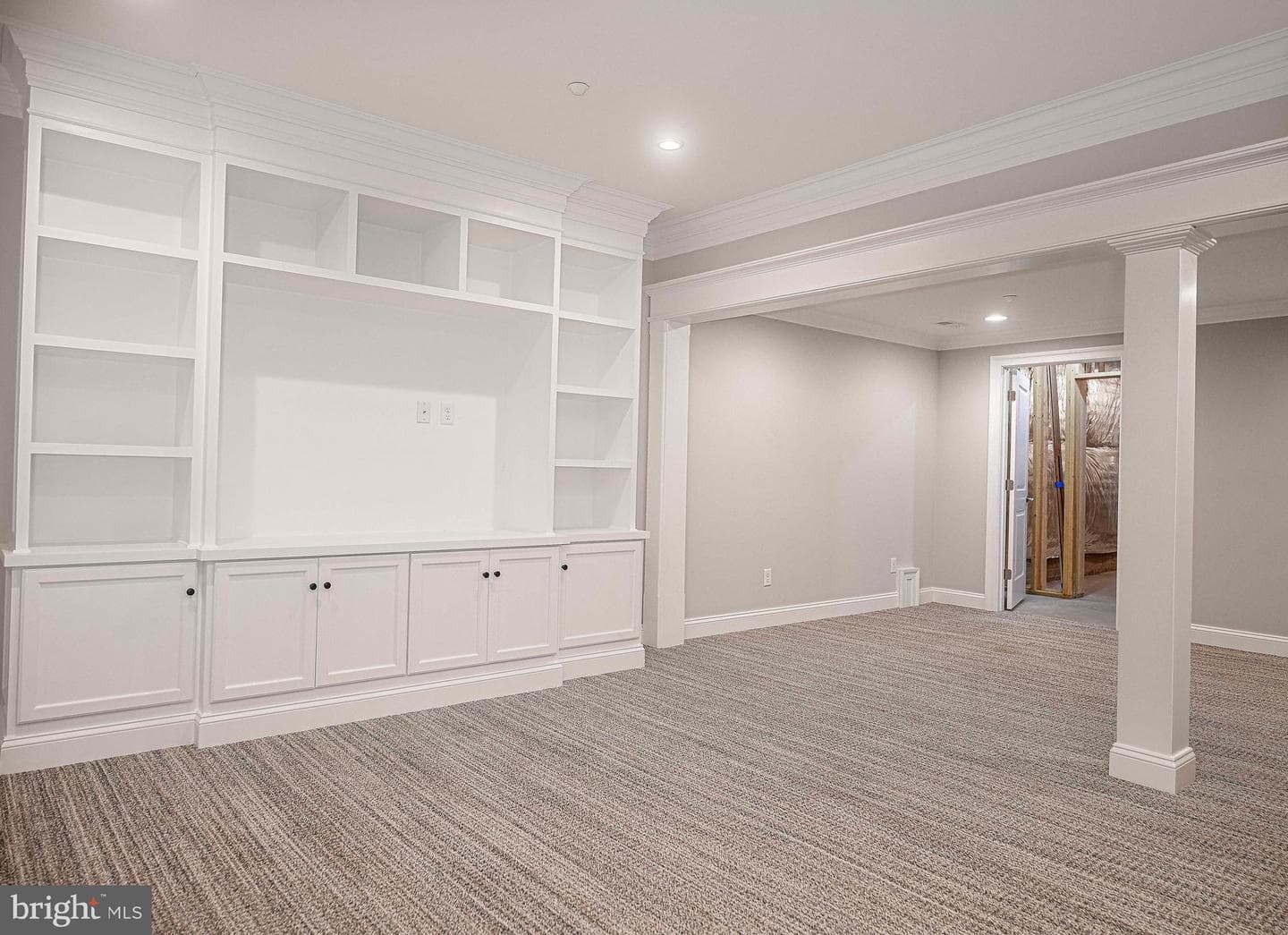 1404 Strathmore Drive photo 34