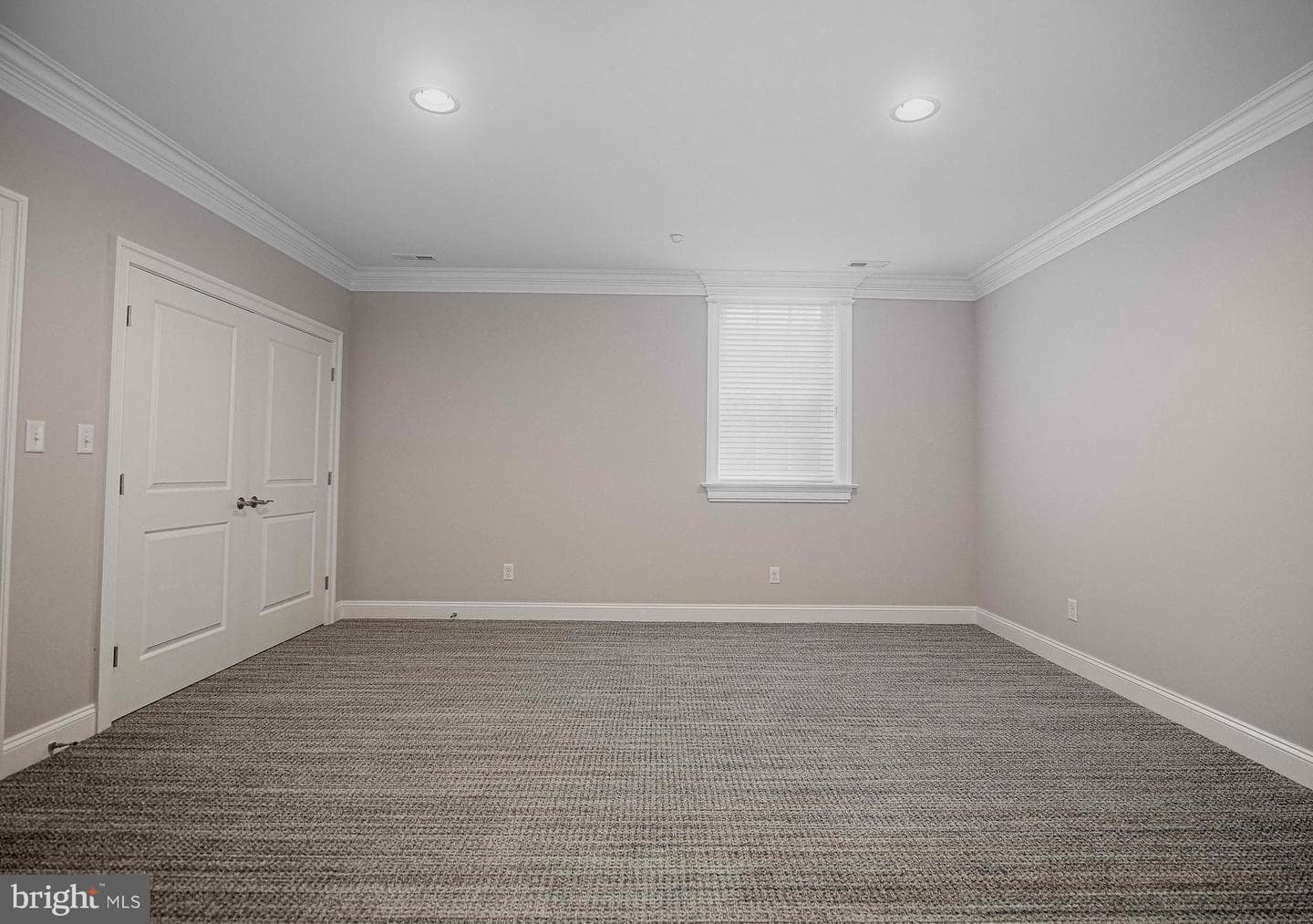 1404 Strathmore Drive photo 38