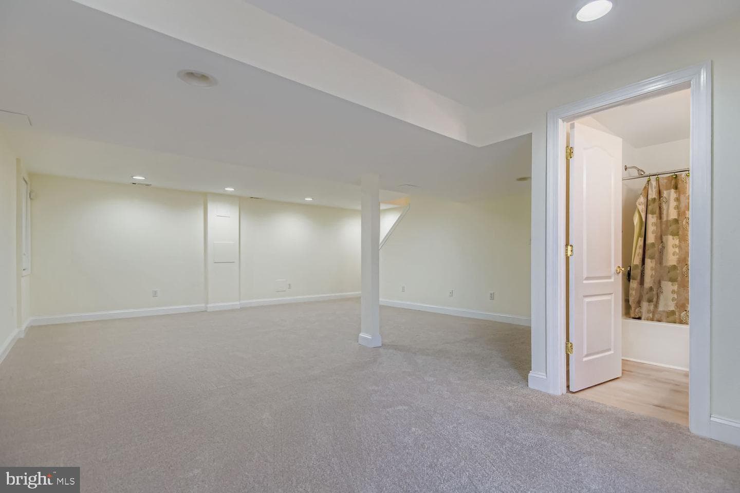 2218 Retreat Court photo 24