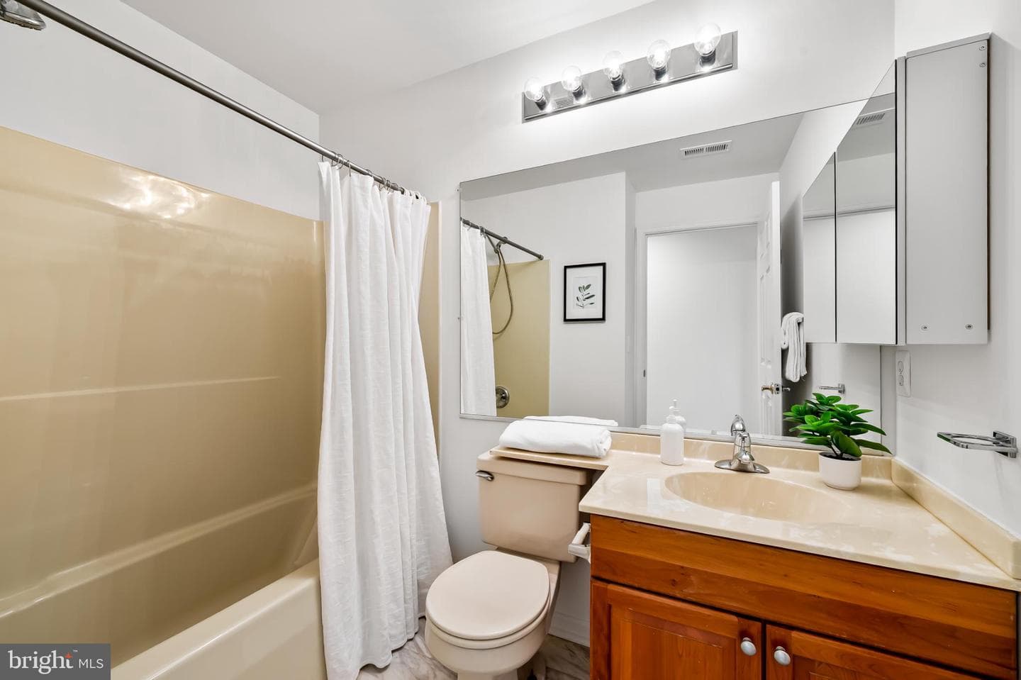 1702 Rich Way #2c photo 18