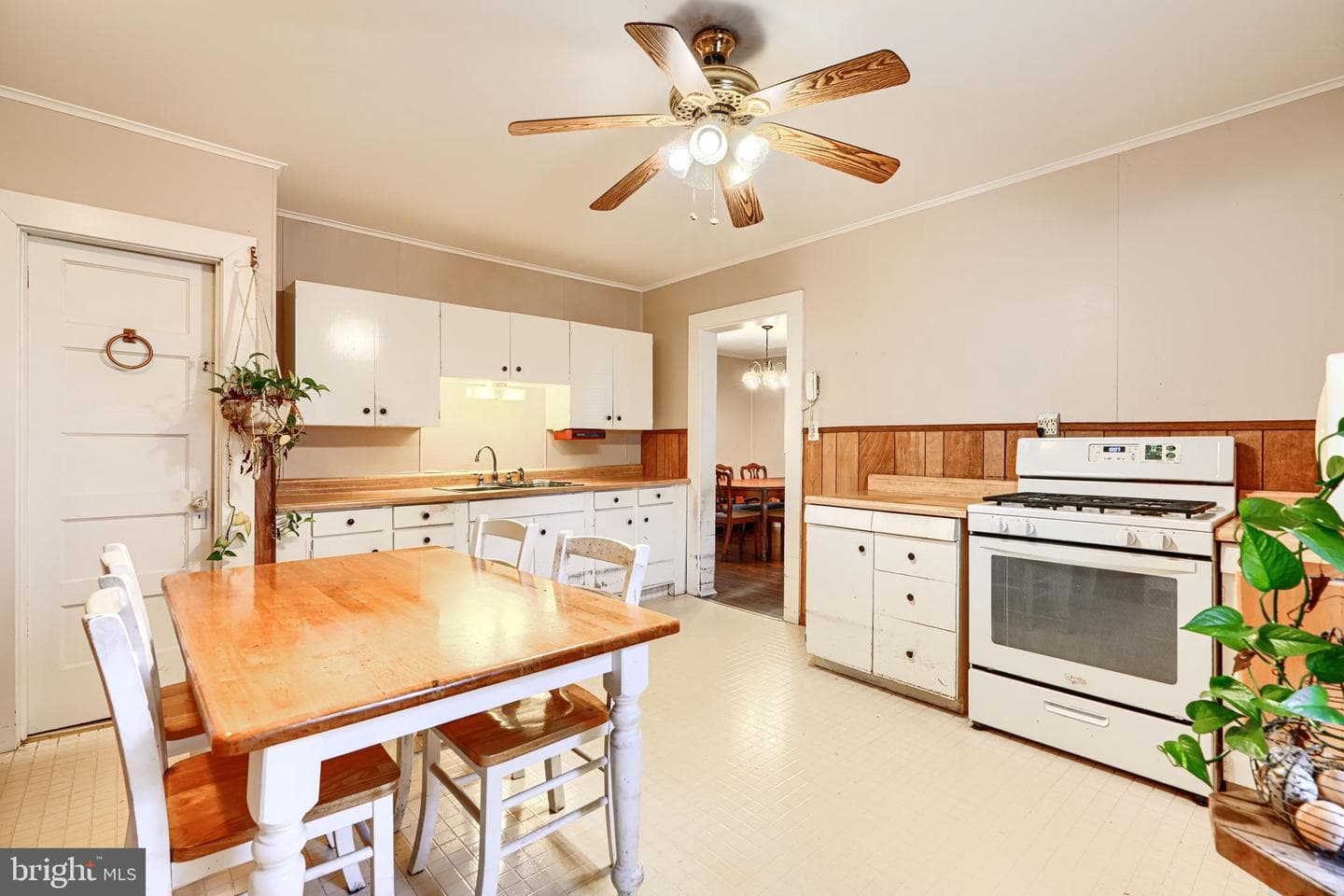 1411 Chapel Road photo 10