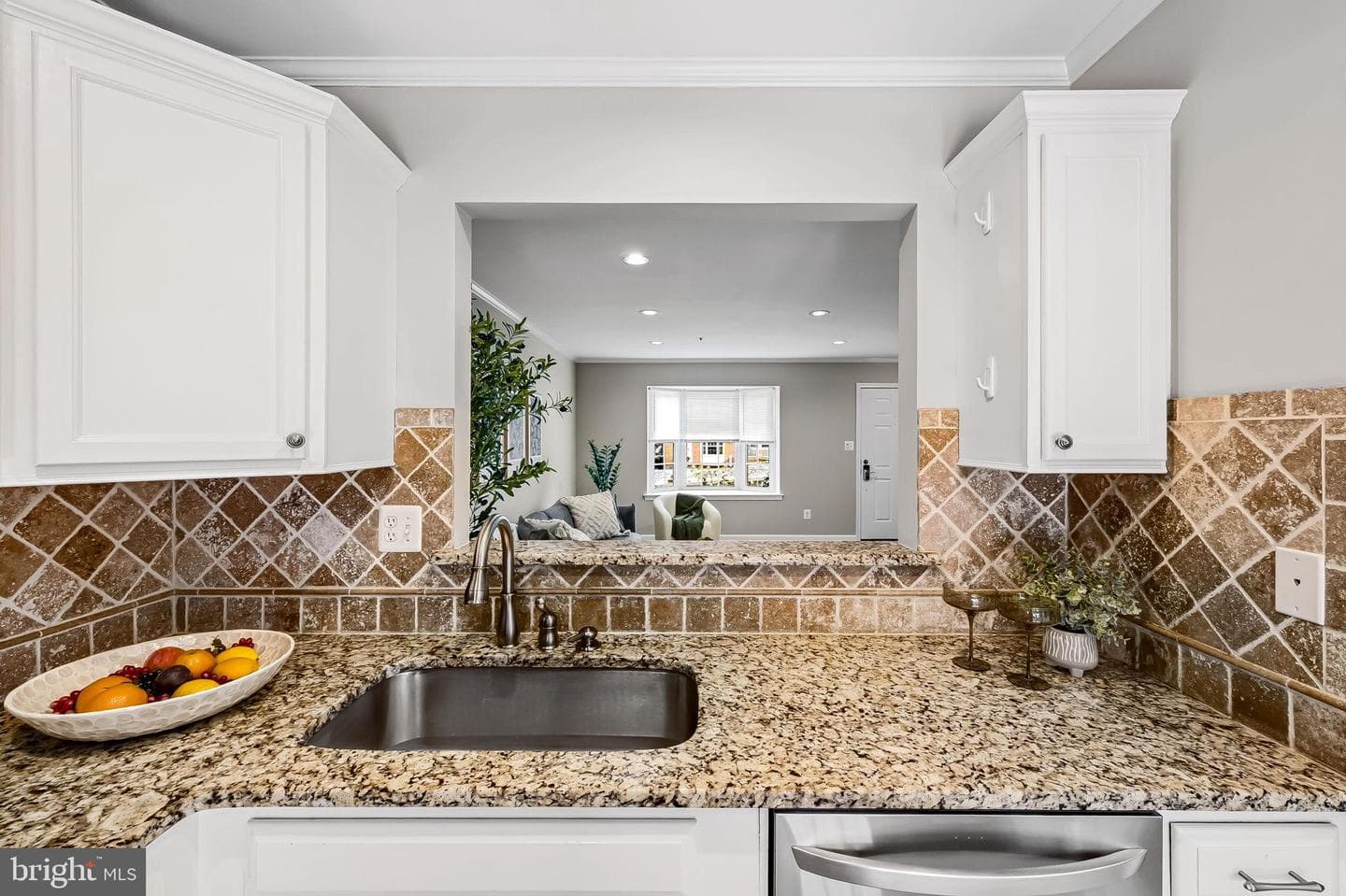 423 Oakton Way photo 18