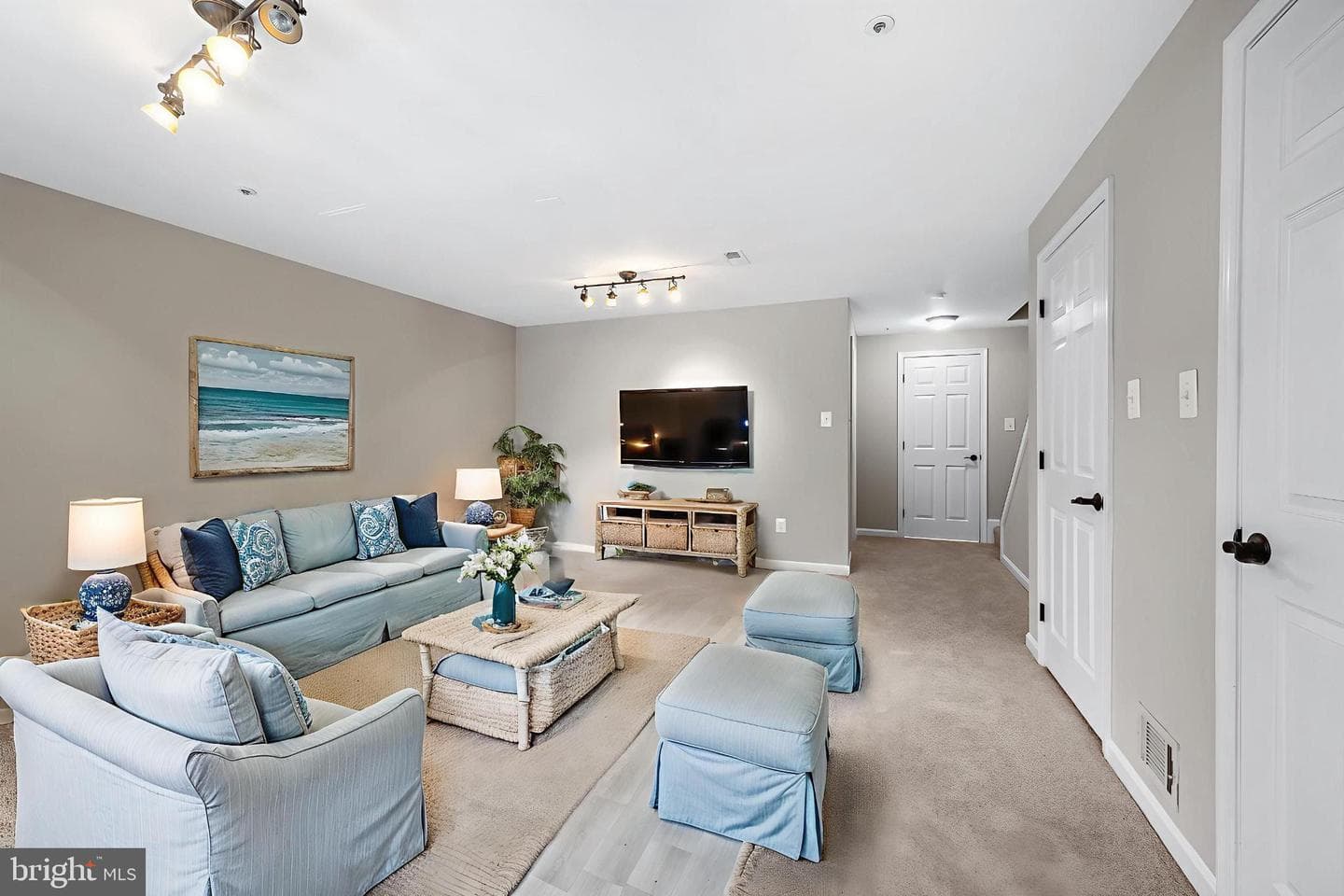 423 Oakton Way photo 30