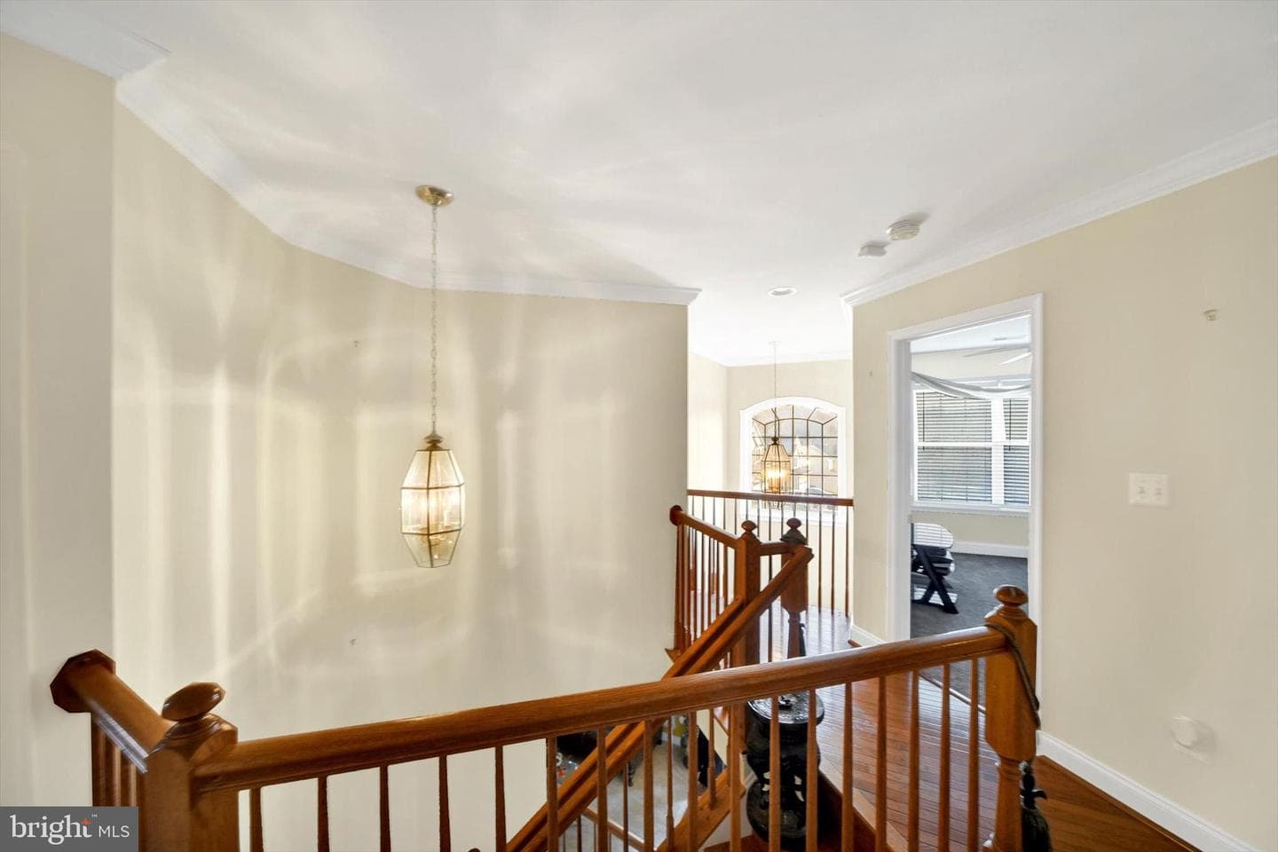 1212 Cotswold Court photo 18
