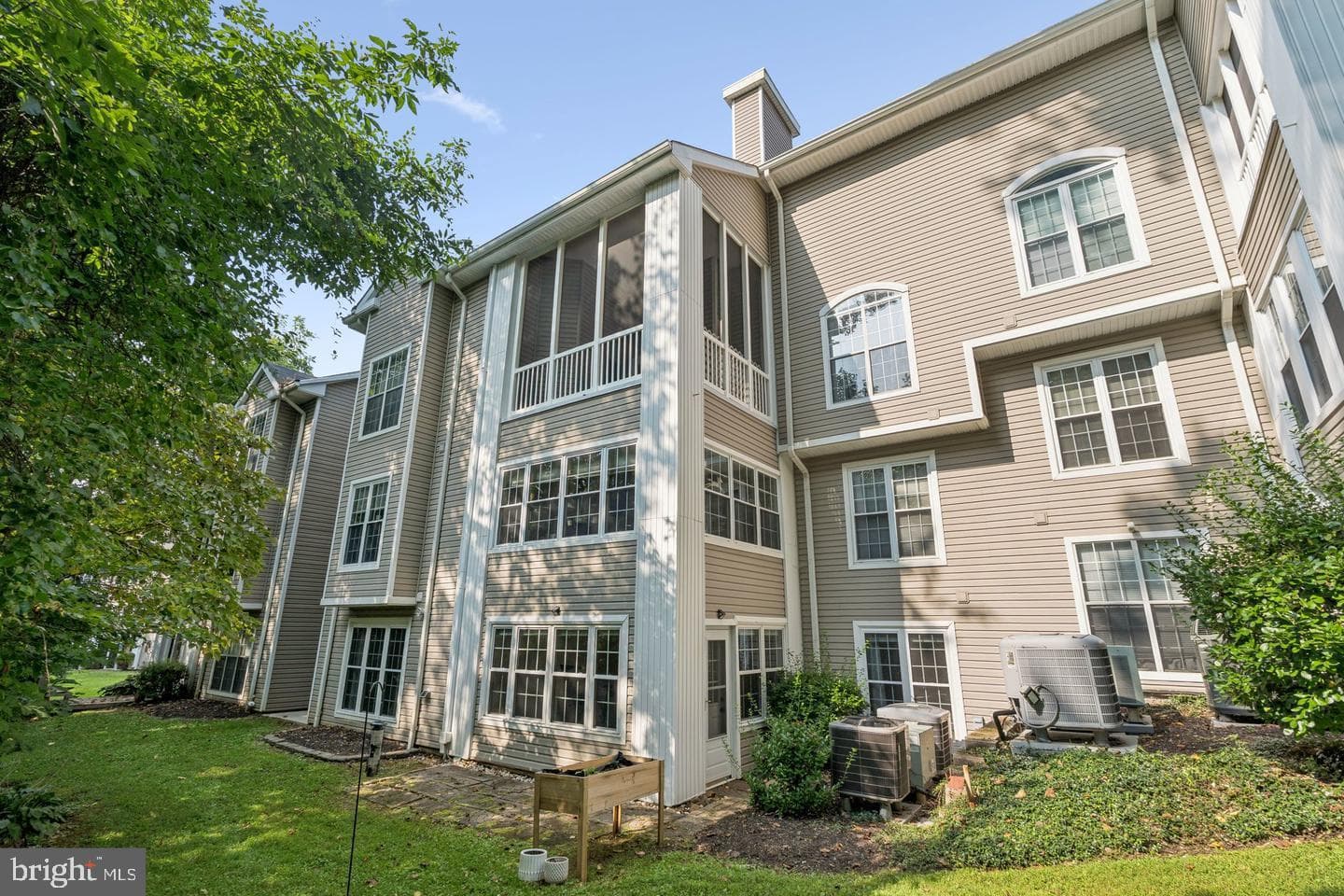 606 Squire Lane #606-A photo 27