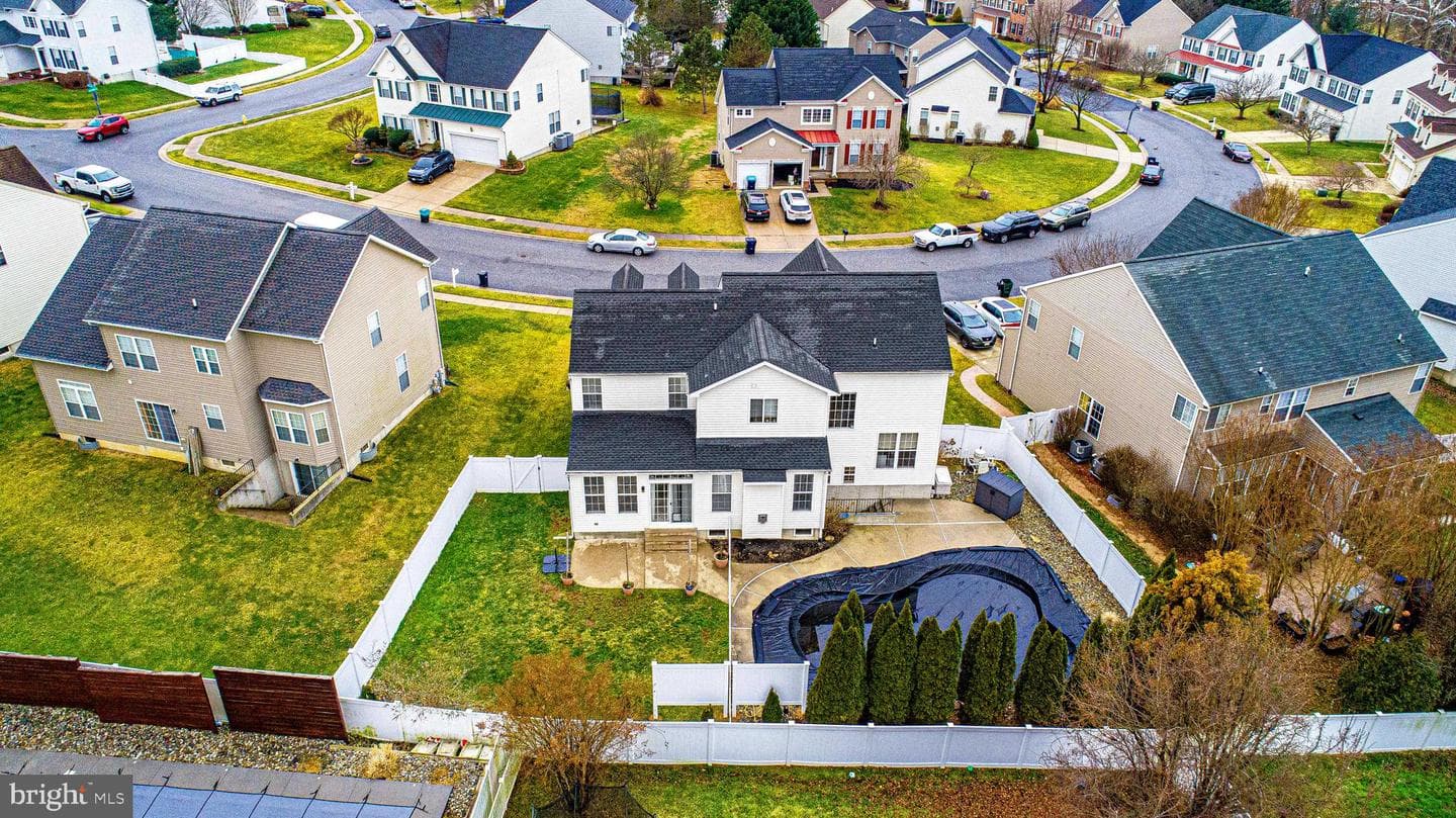 422 Clydebank Drive photo 47