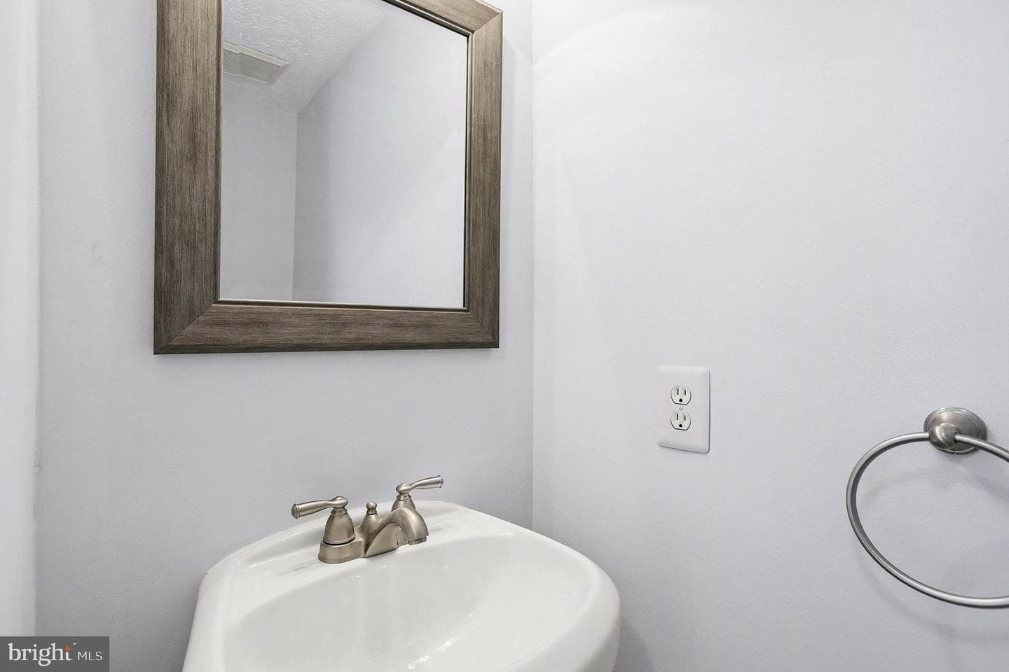3902 Bush Court photo 14