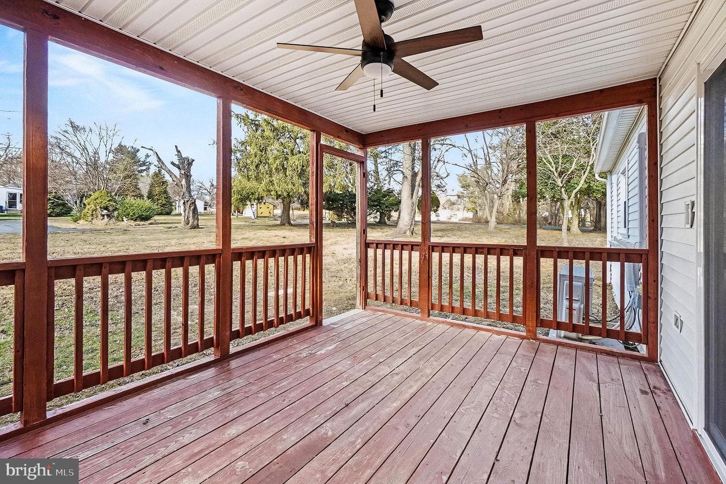 1507 Superior Street photo 32