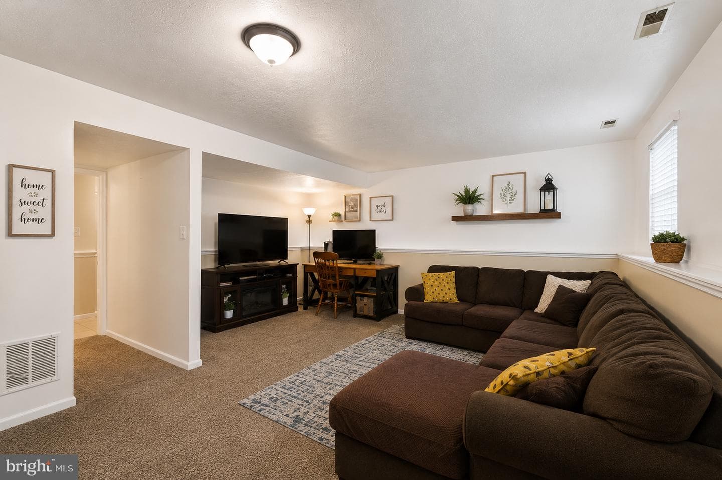 903 Harvey Lane photo 24