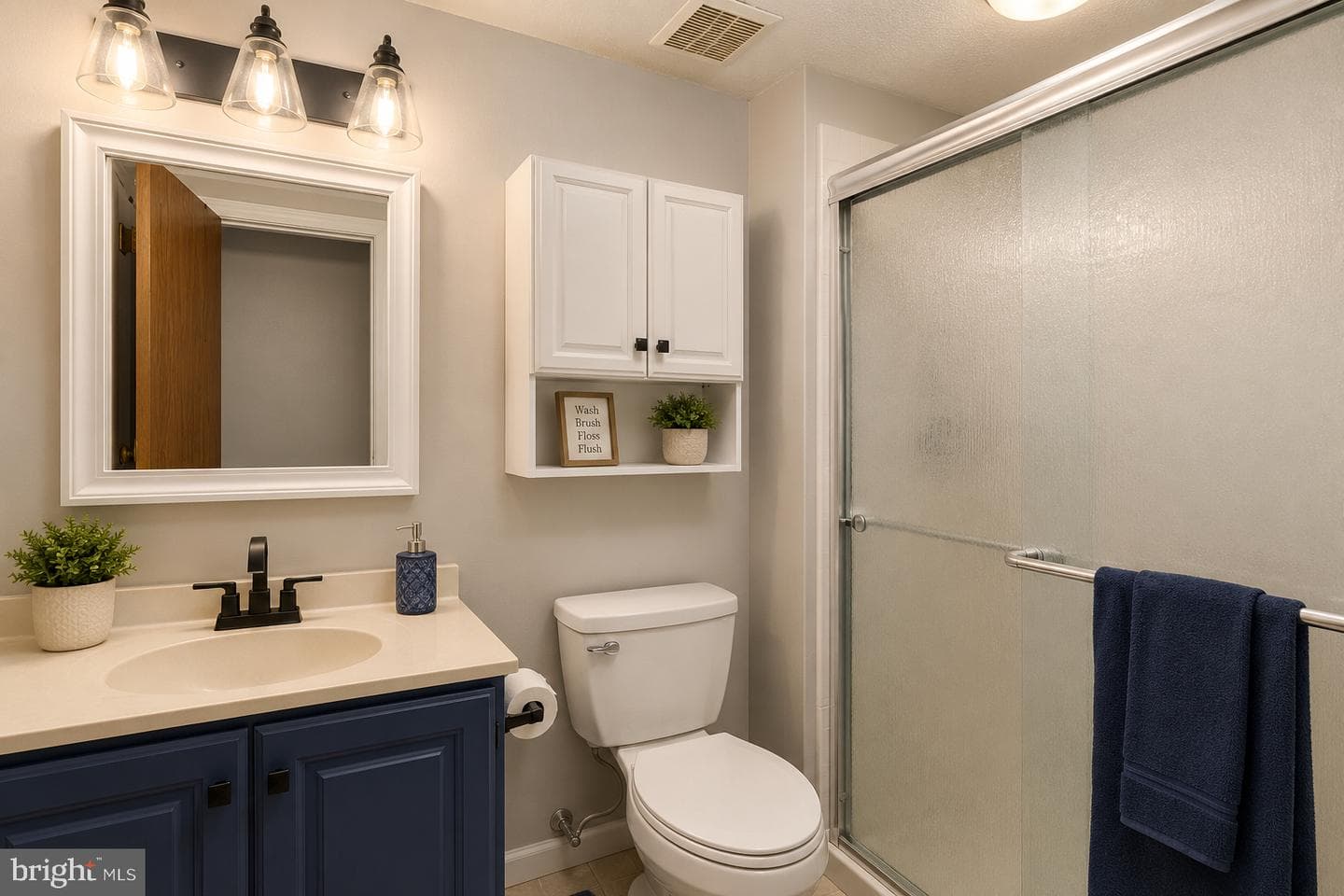 903 Harvey Lane photo 25