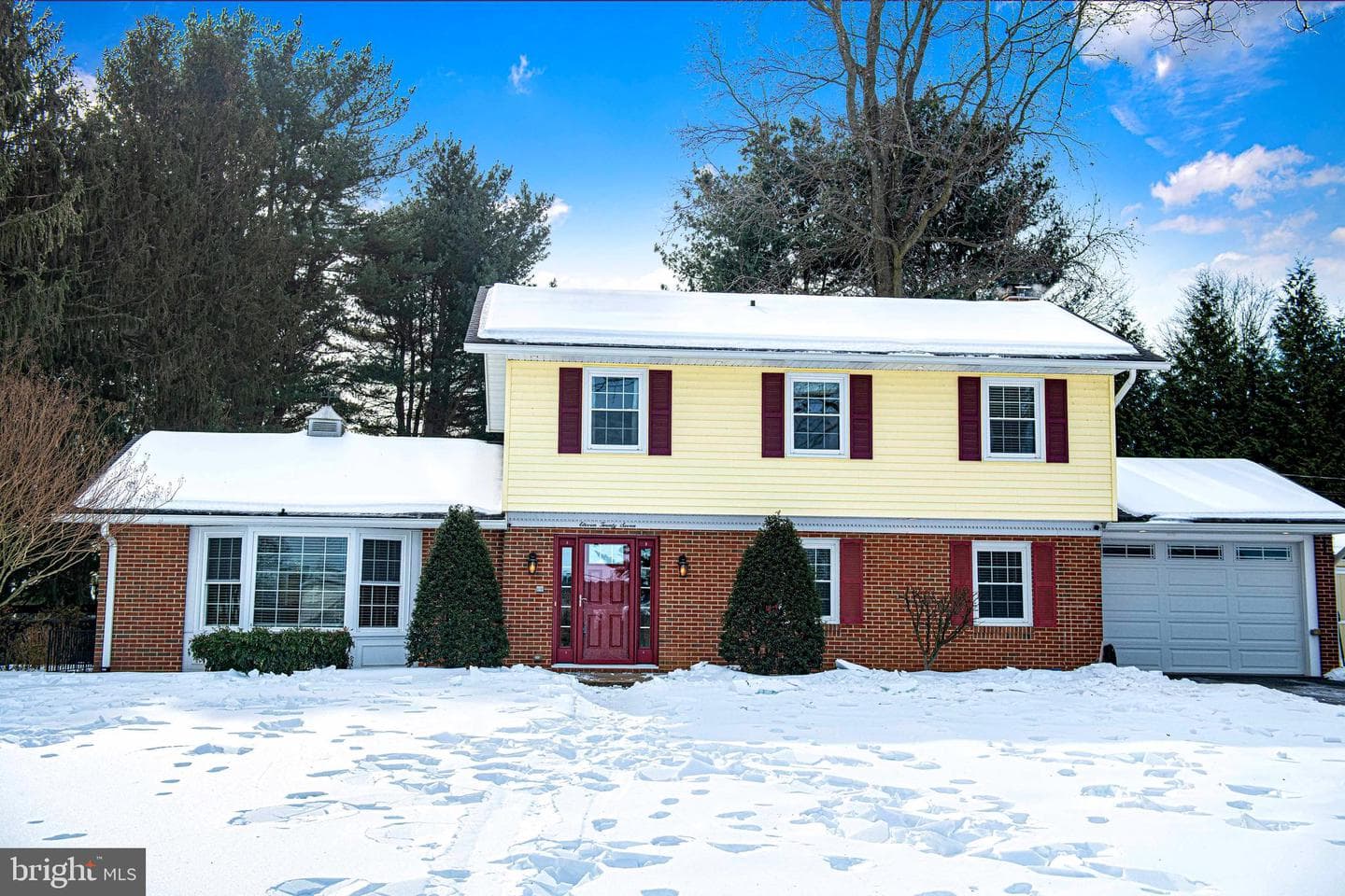 1127 Darlene Road