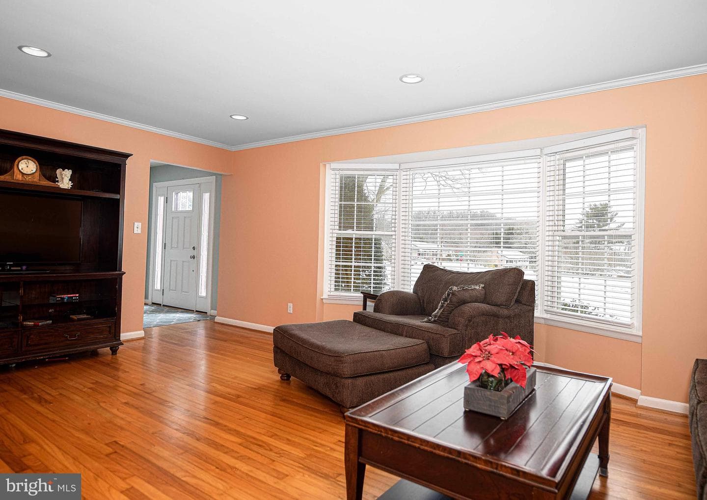 1127 Darlene Road photo 12