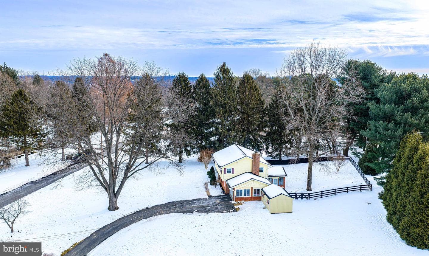 1127 Darlene Road photo 46