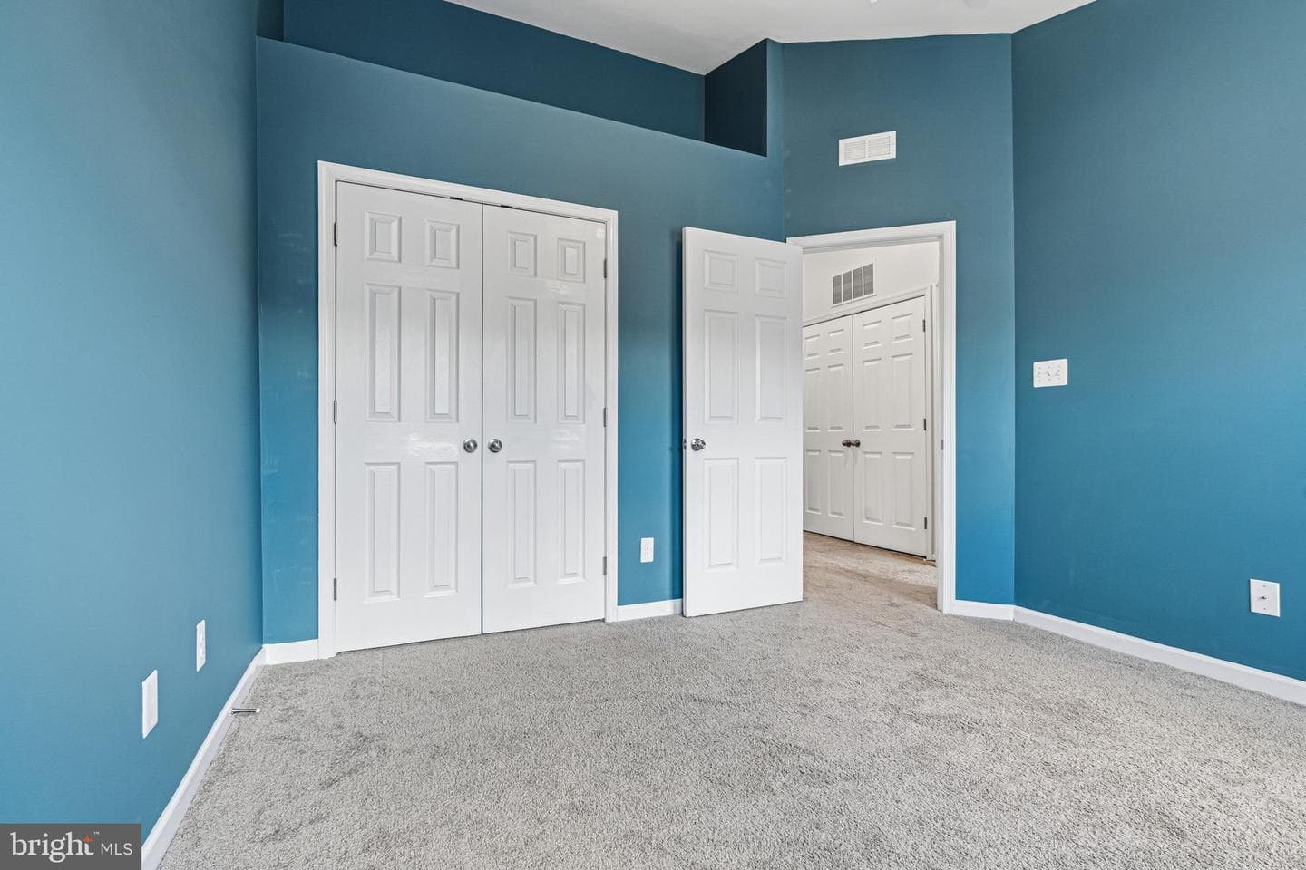 617 English Ivy Way photo 20