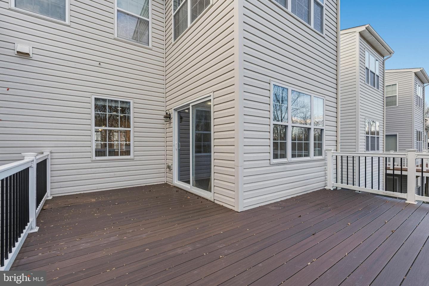 617 English Ivy Way photo 3