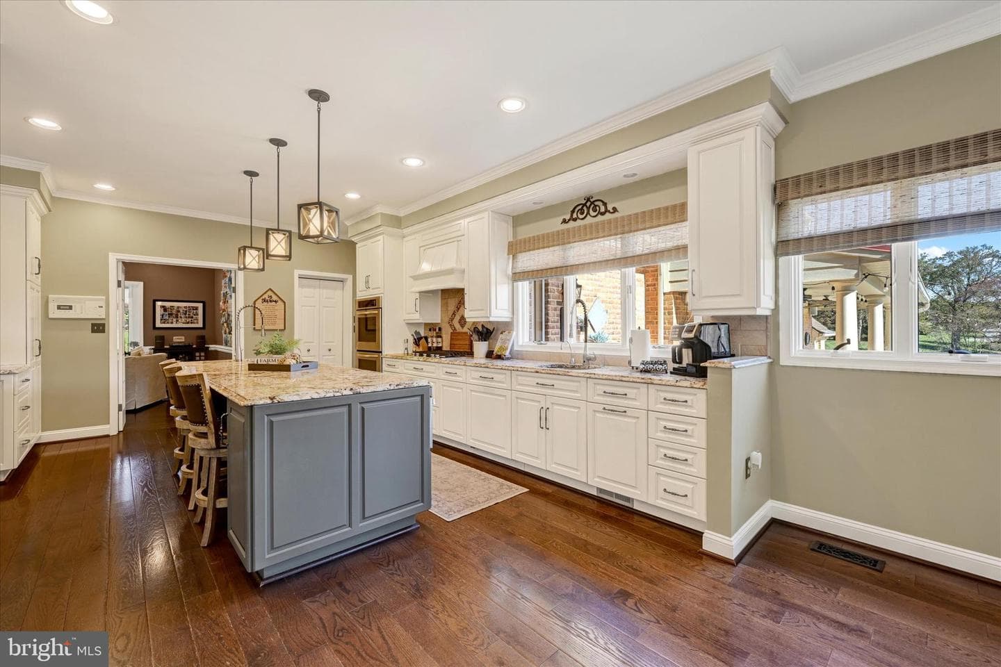 1105 E Wheel Road E photo 14