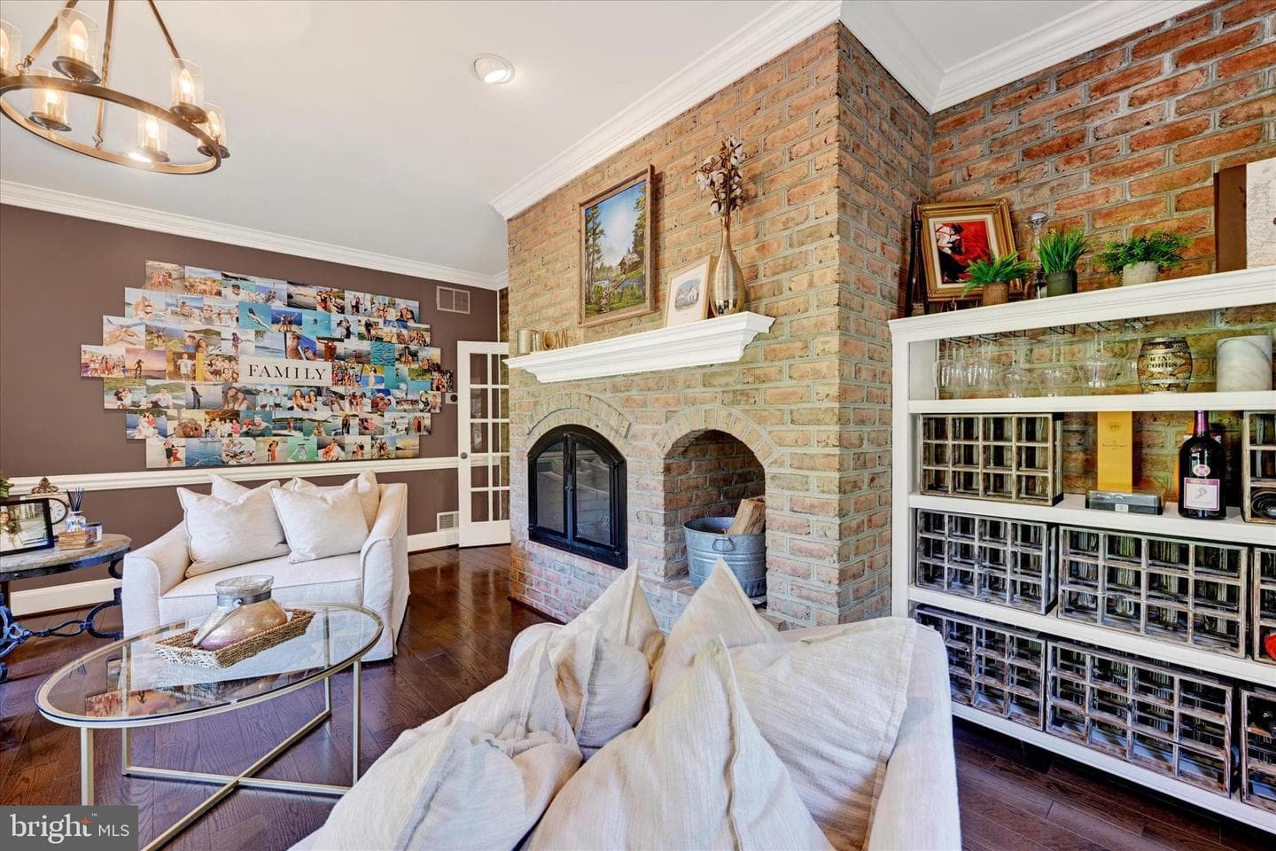 1105 E Wheel Road E photo 44