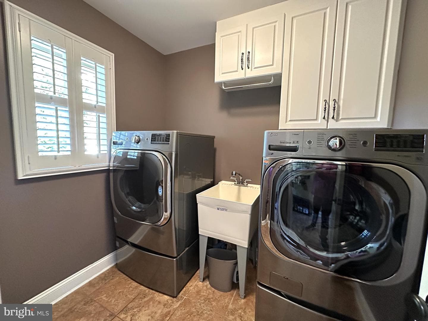 1105 E Wheel Road E photo 50