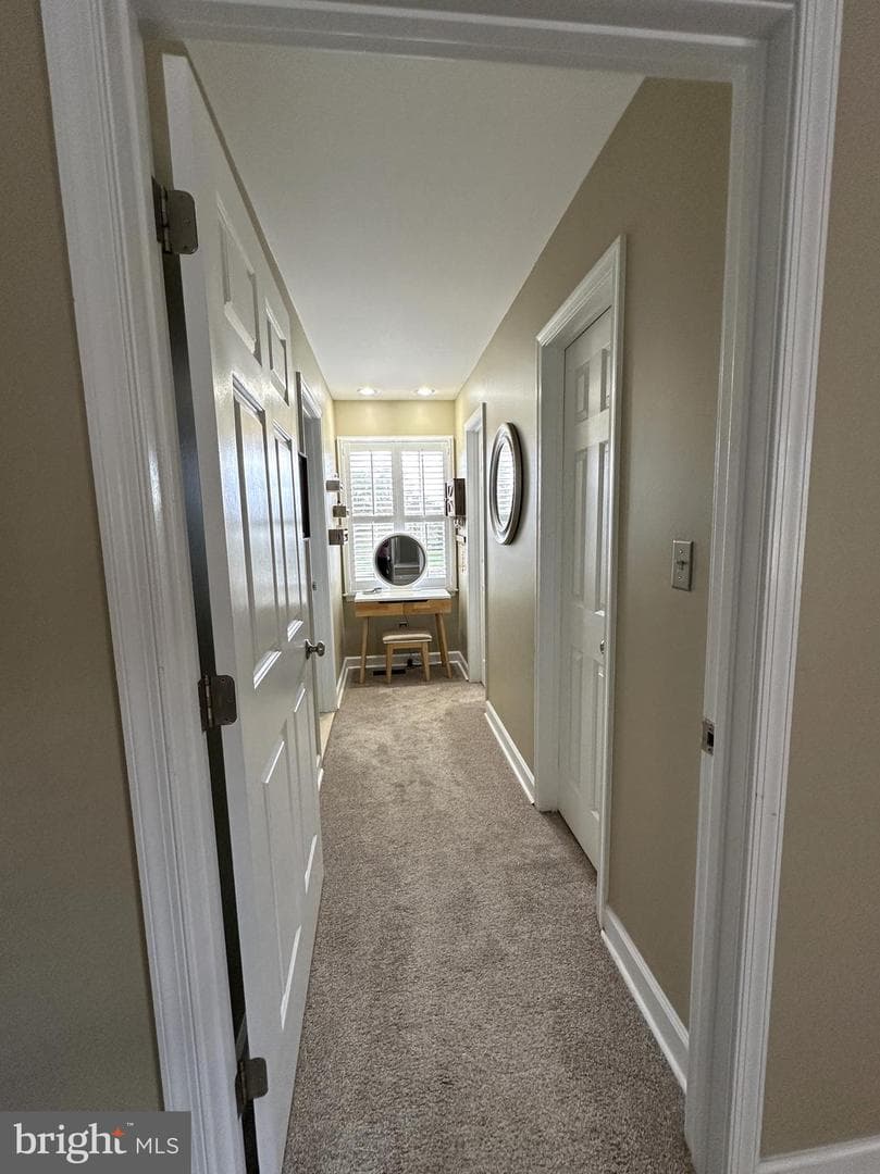 1105 E Wheel Road E photo 55