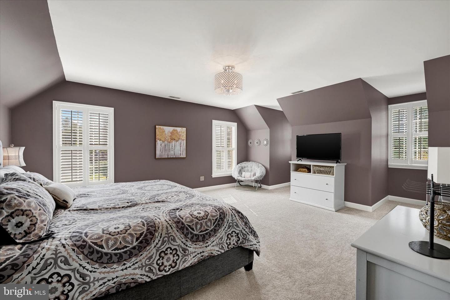 1105 E Wheel Road E photo 73