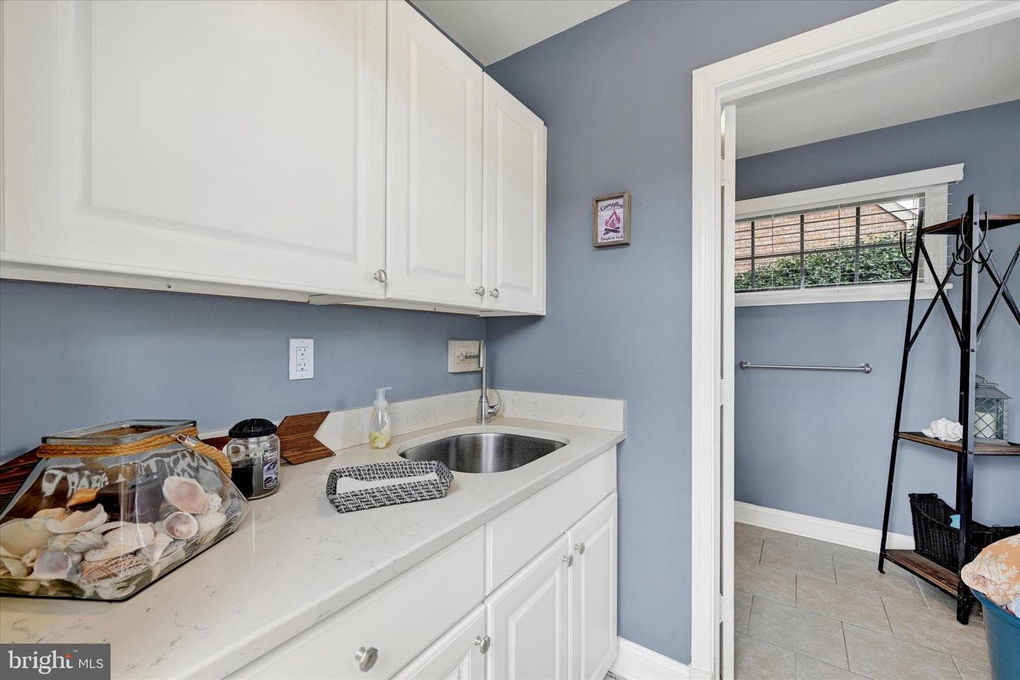 1105 E Wheel Road E photo 87