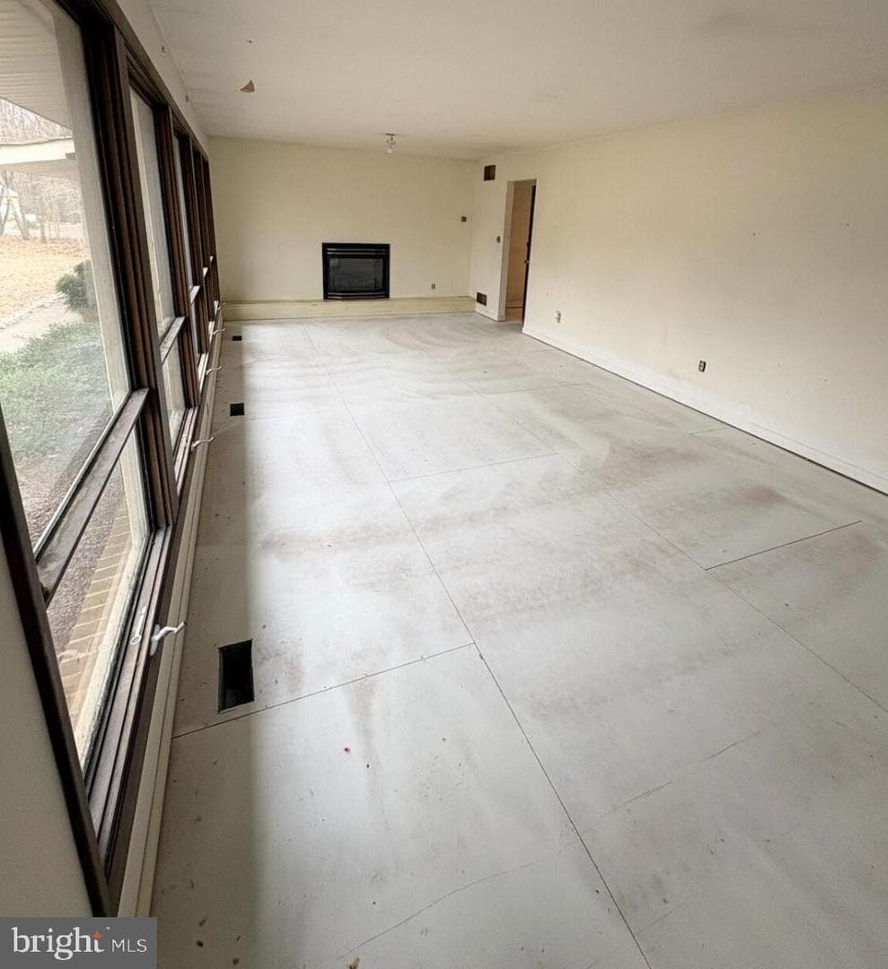 3007 Suffolk Lane photo 4