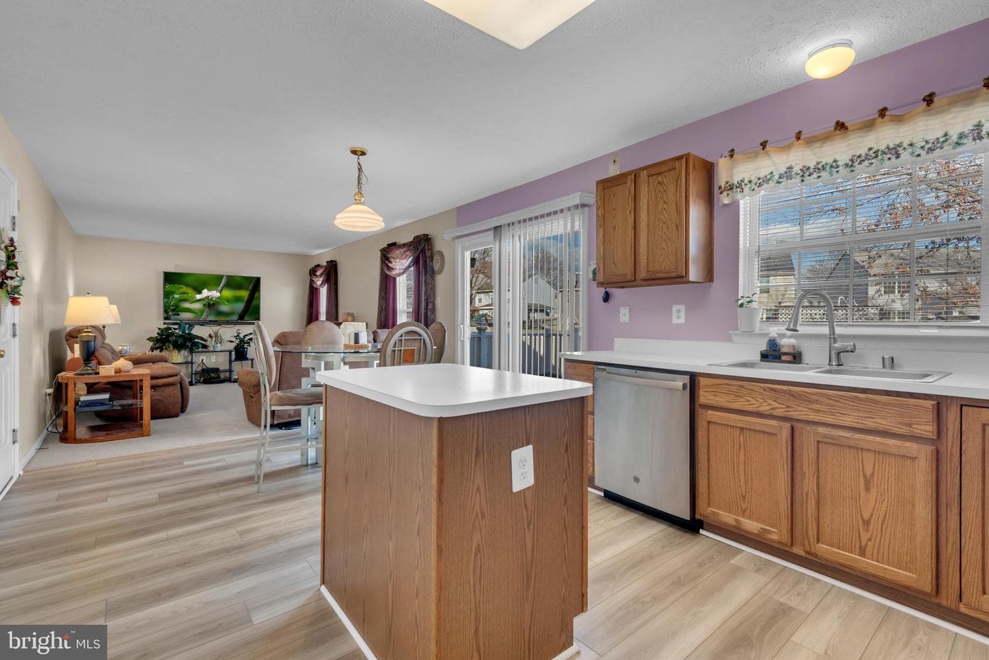 2961 Siwanoy Drive photo 9
