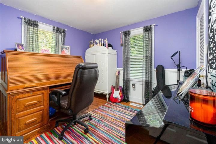 211 E Wheel Road photo 27