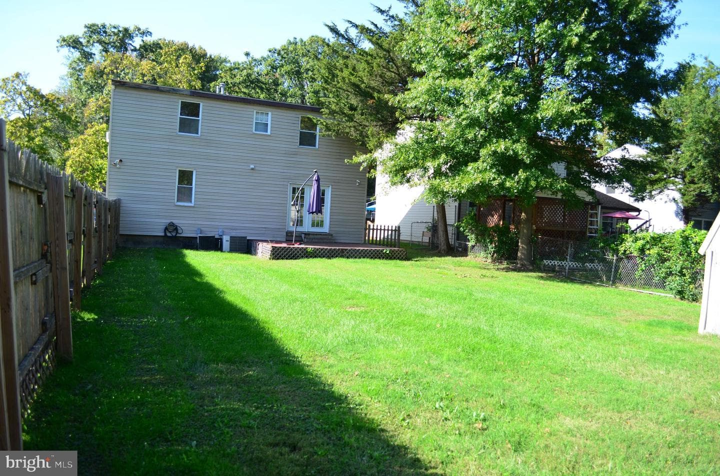 449 S Law Street photo 2