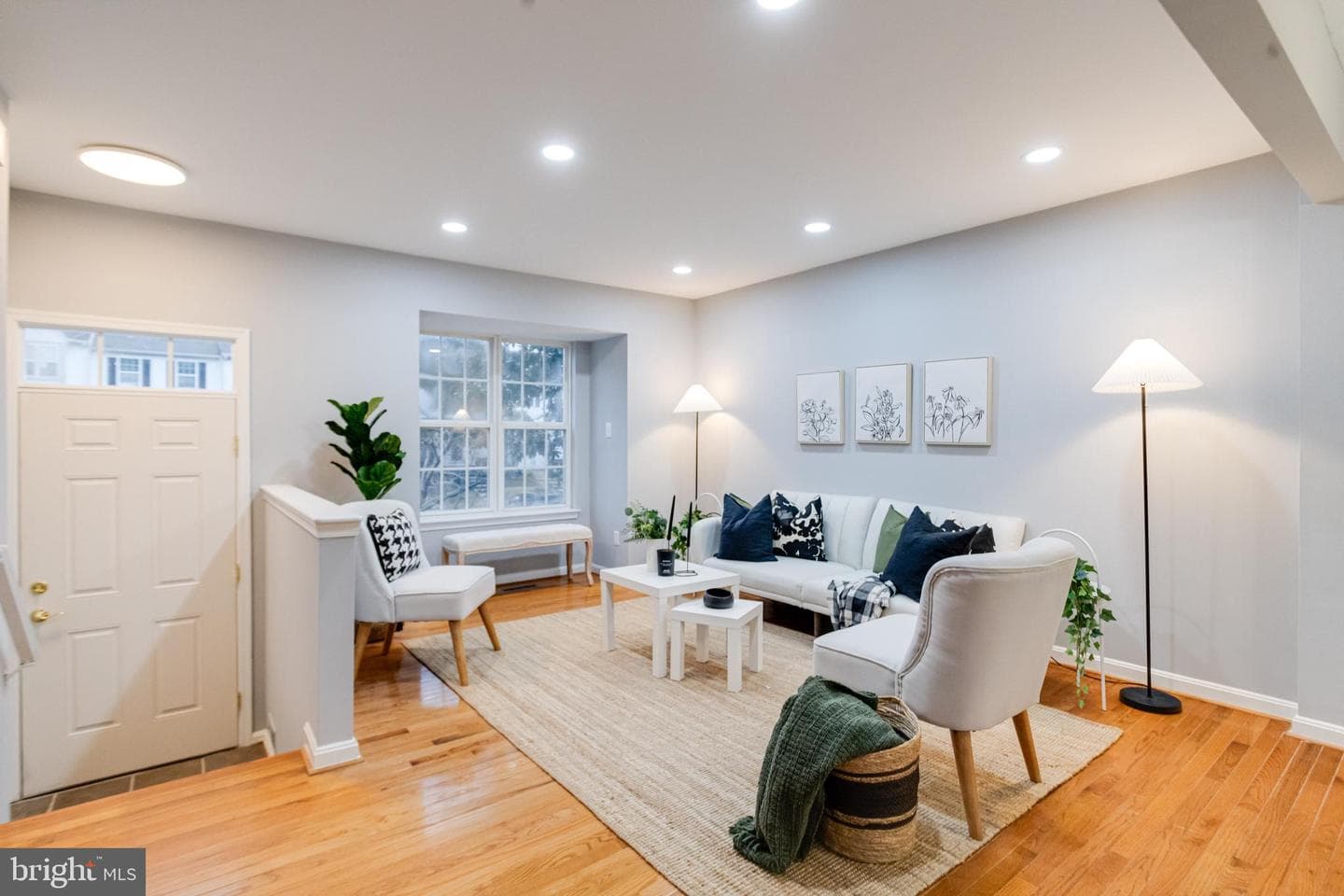 4211 Chapelgate Place photo 4