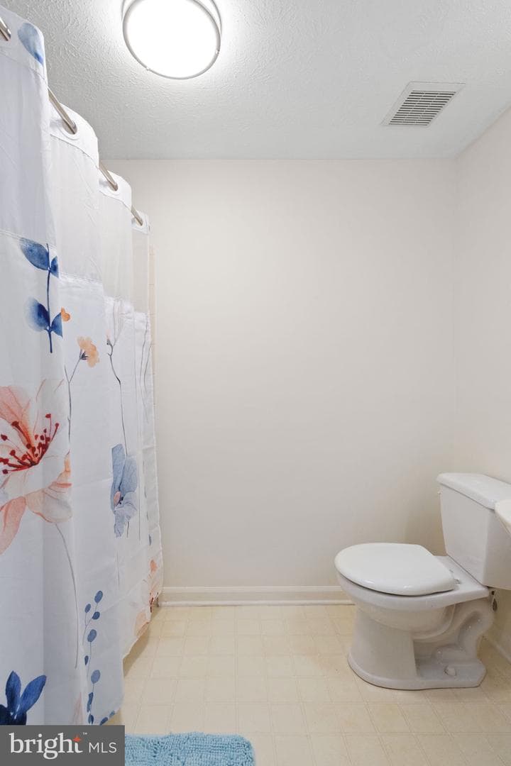 1404 Golden Rod Court #b photo 25