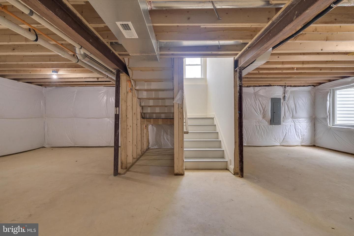 413 Trimble Road photo 26