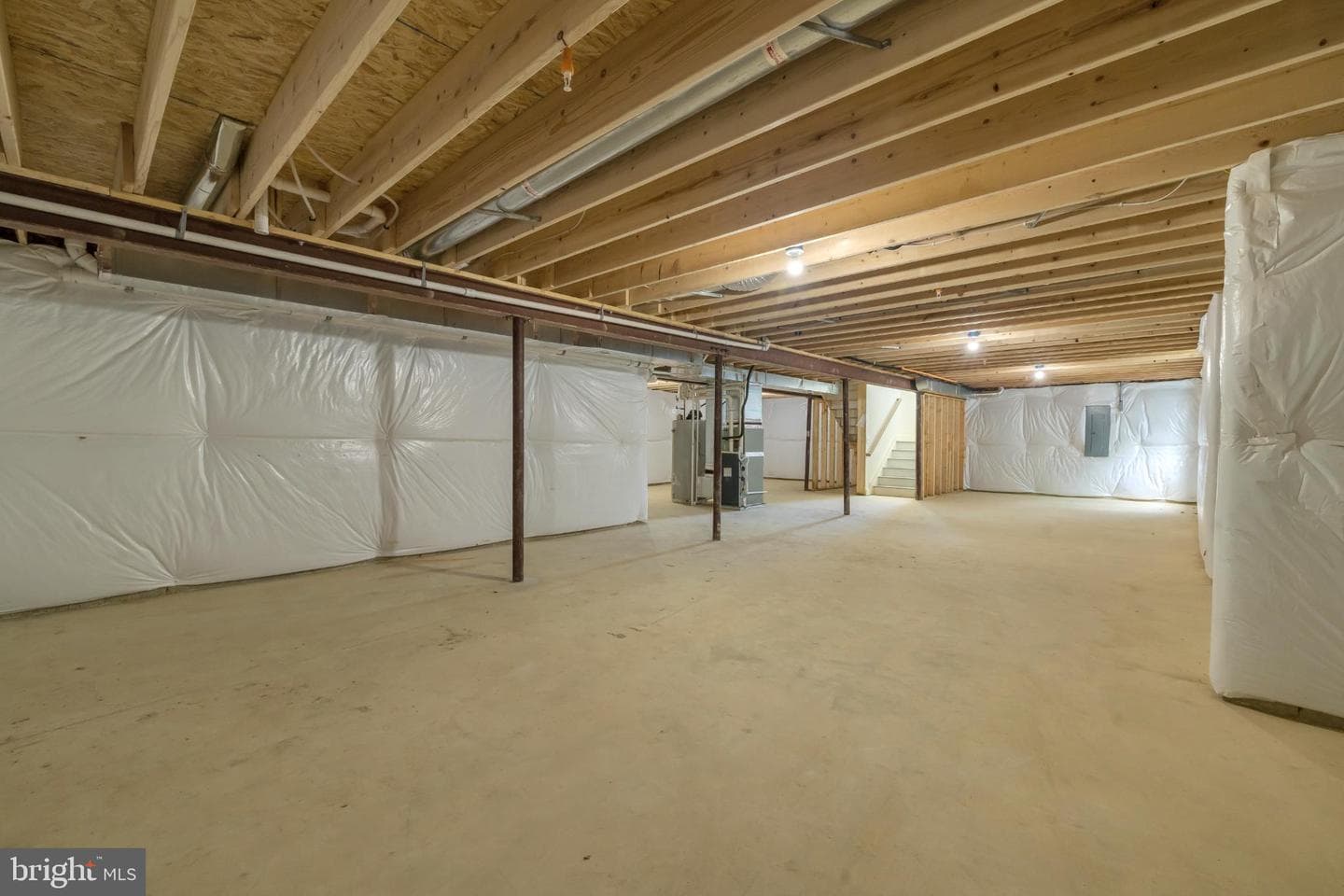 413 Trimble Road photo 28