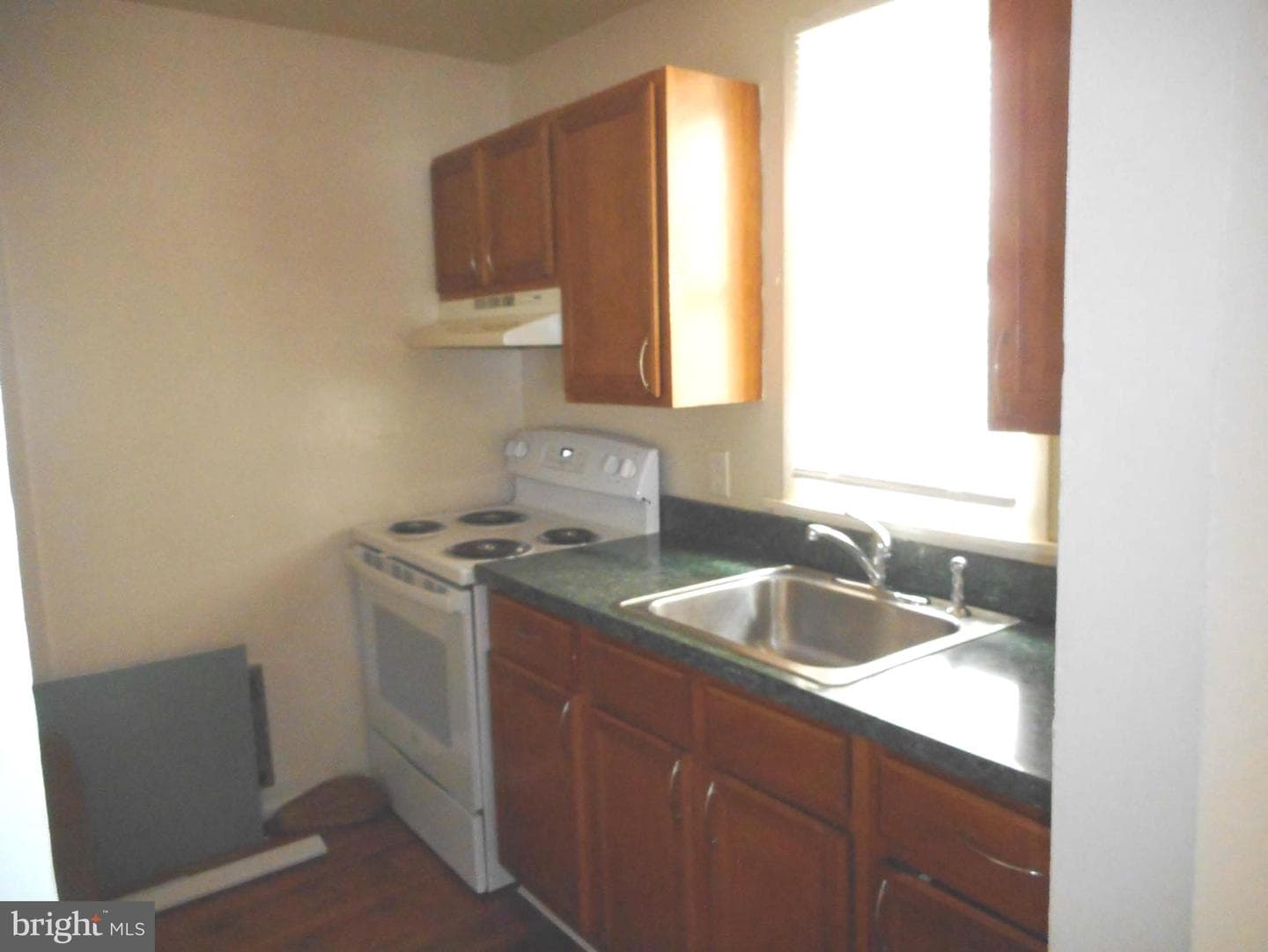 604/606 Water Street photo 33