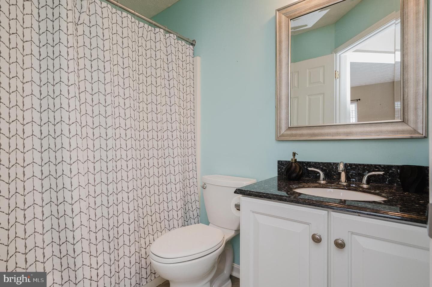 2026 Mardic Drive photo 31