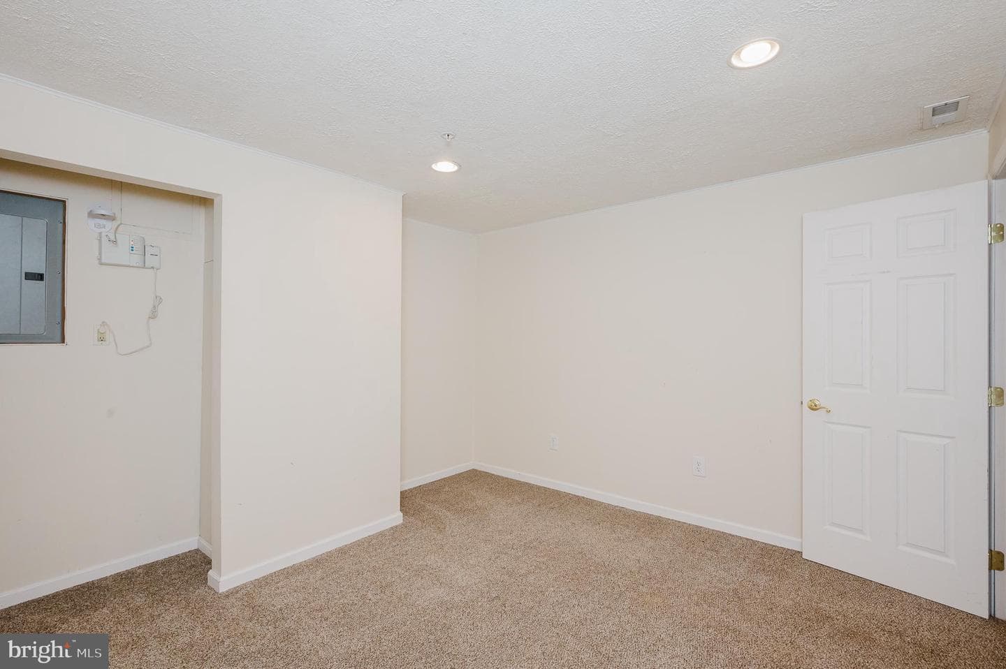 2026 Mardic Drive photo 44