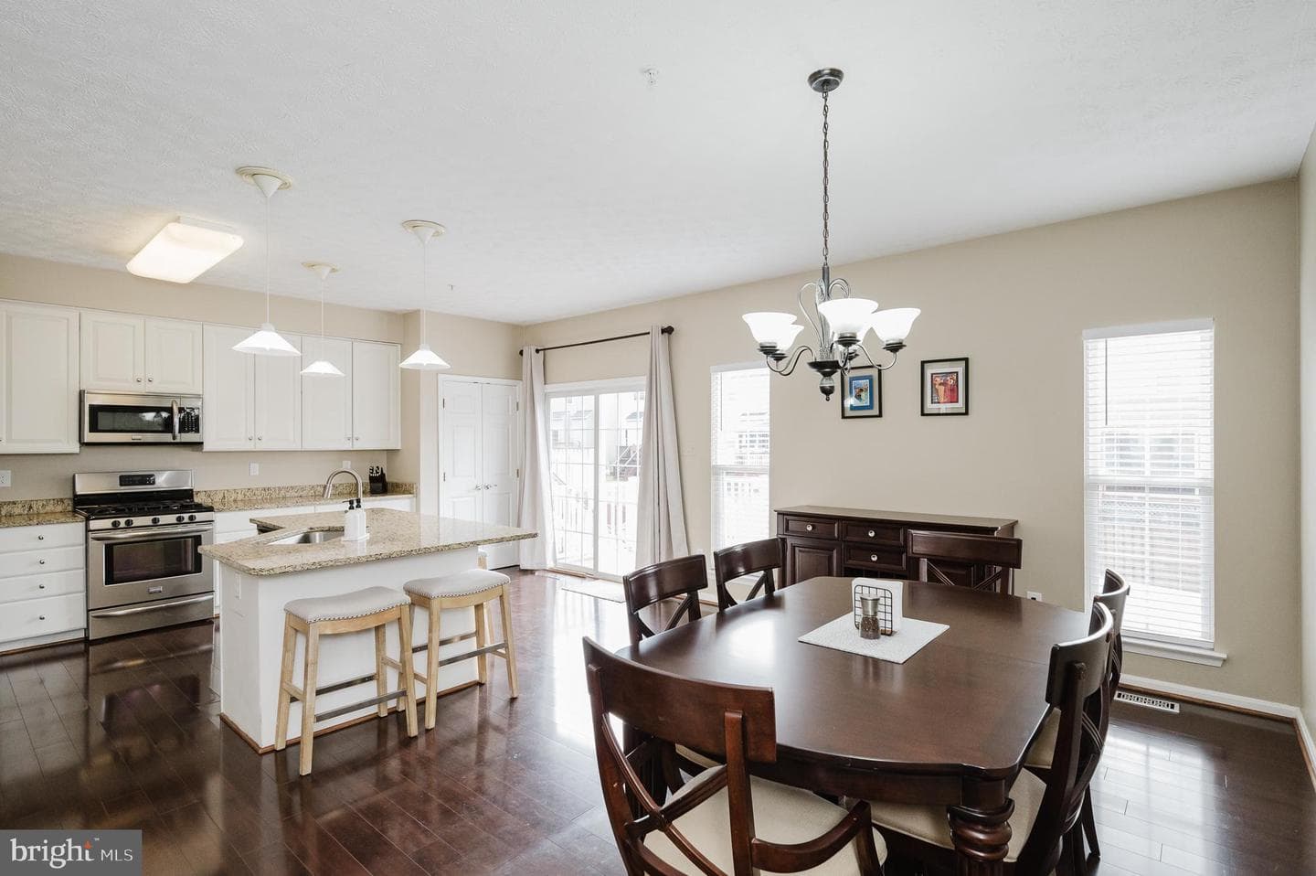 2026 Mardic Drive photo 8