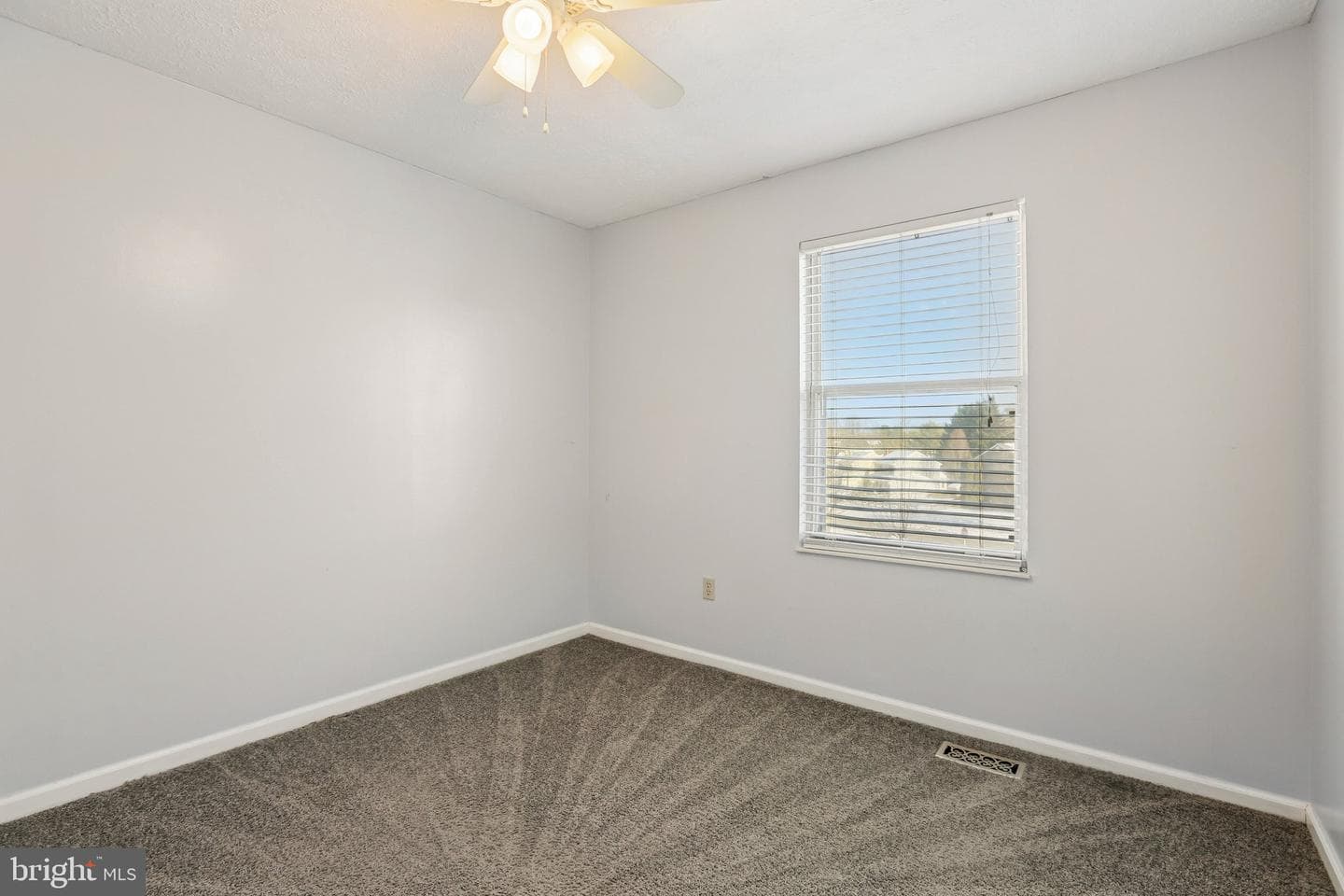 804 Dora Place photo 20