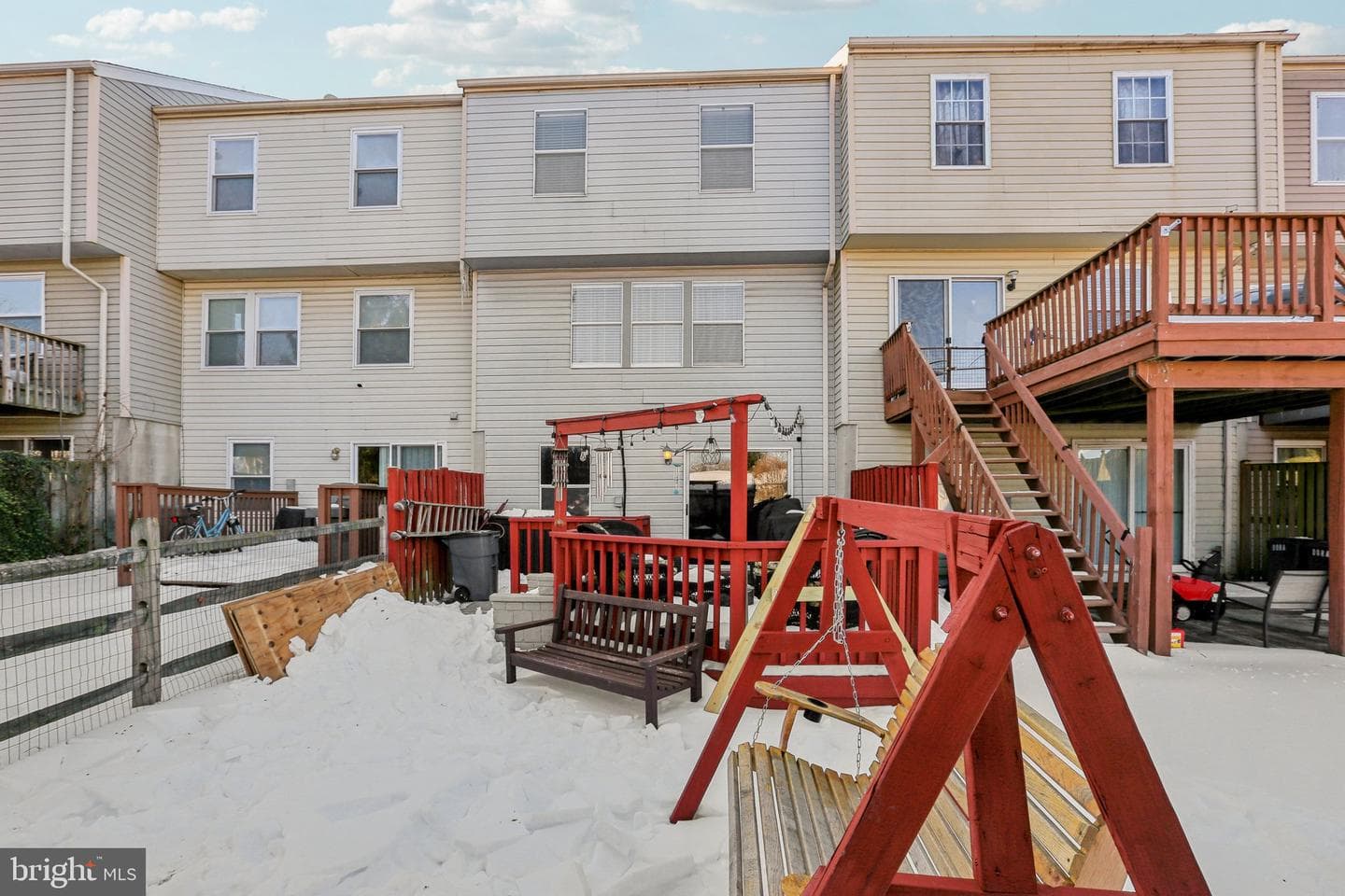804 Dora Place photo 32
