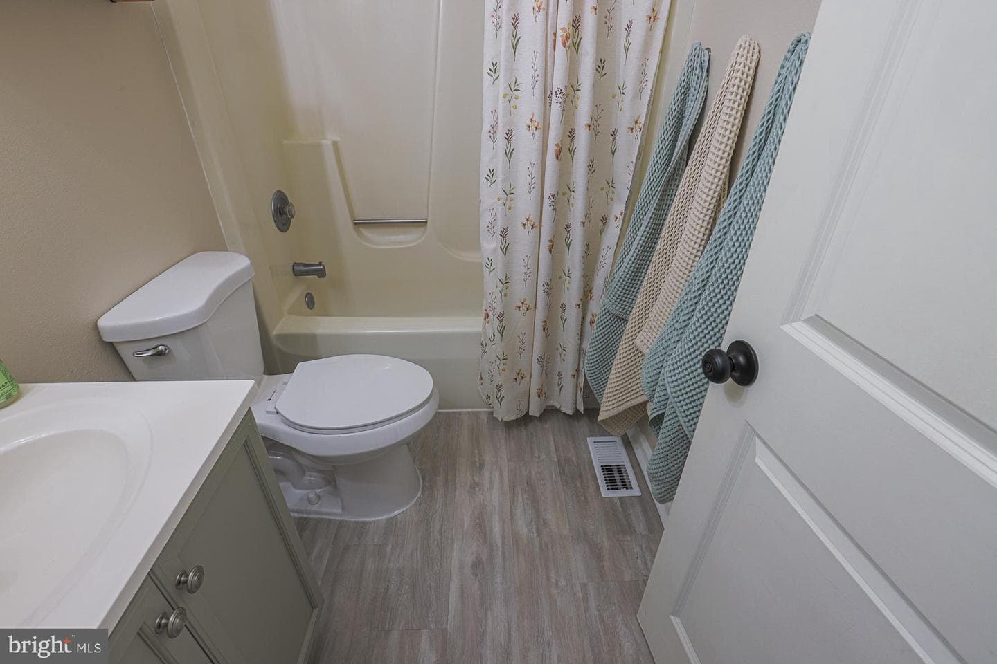 3311 Betterton Circle photo 24