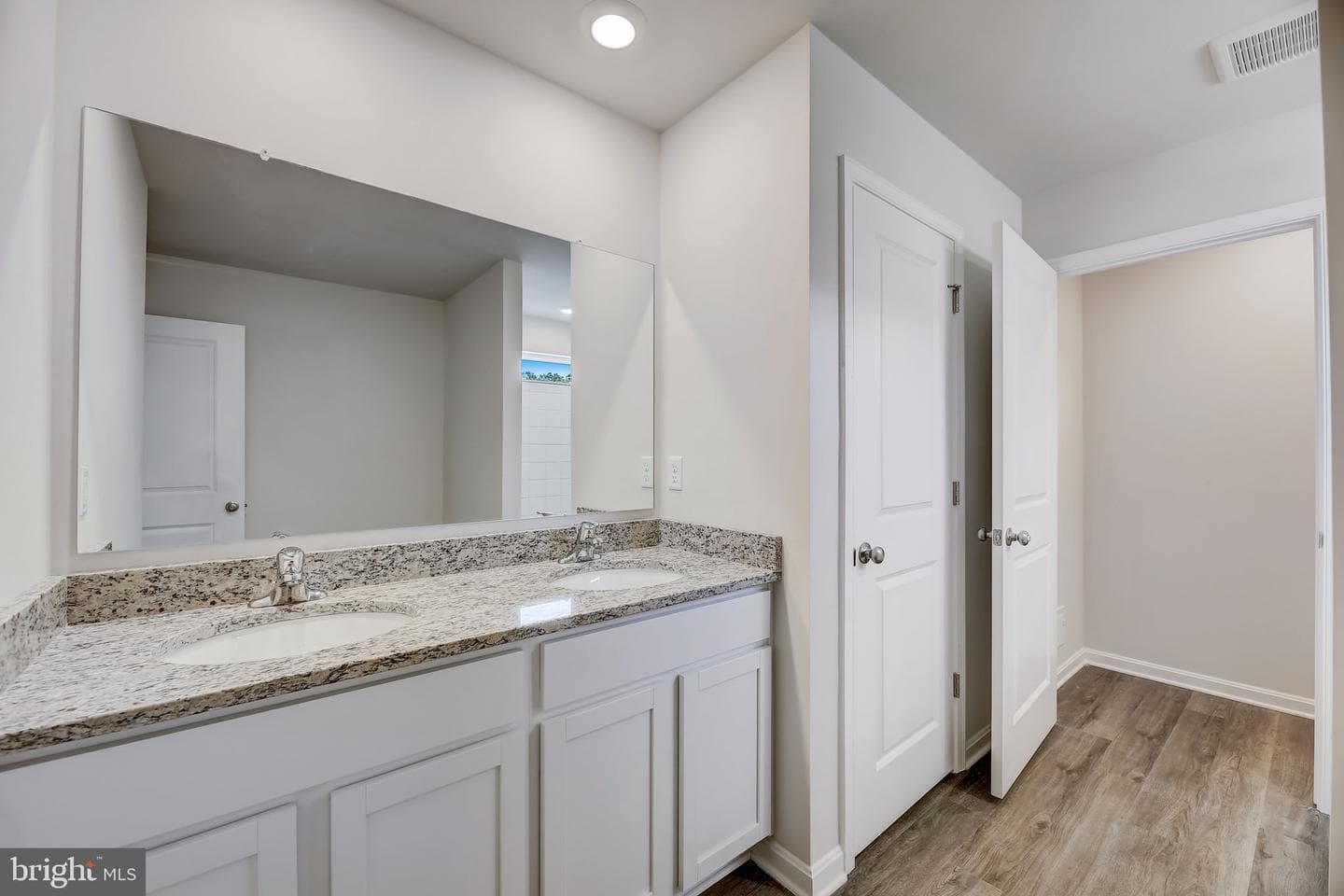 804 Hyssop Court photo 25