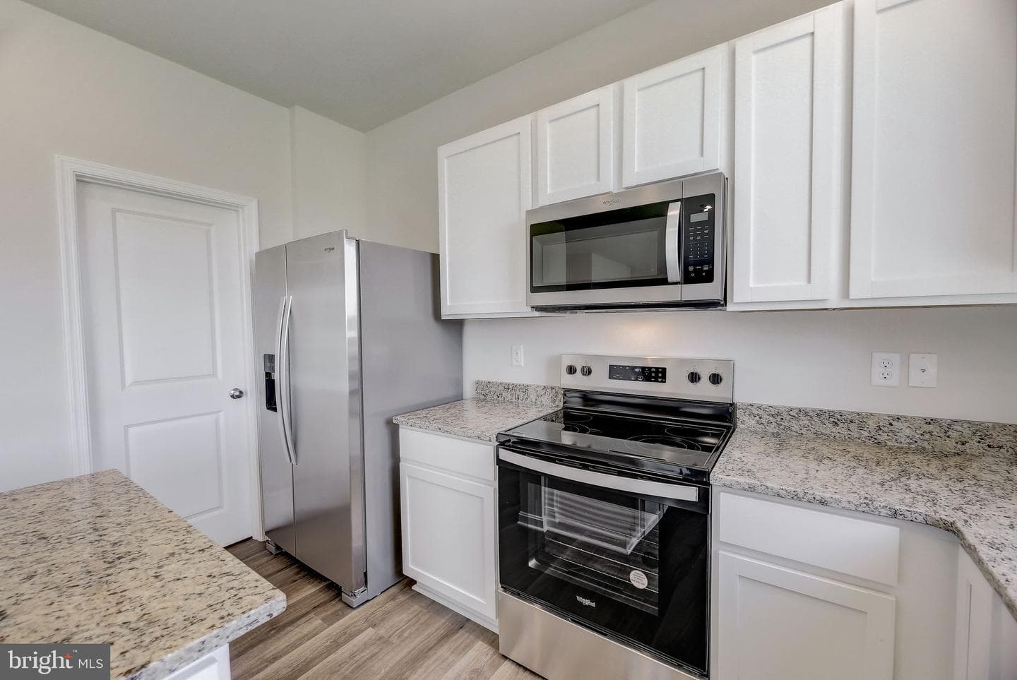 804 Hyssop Court photo 9