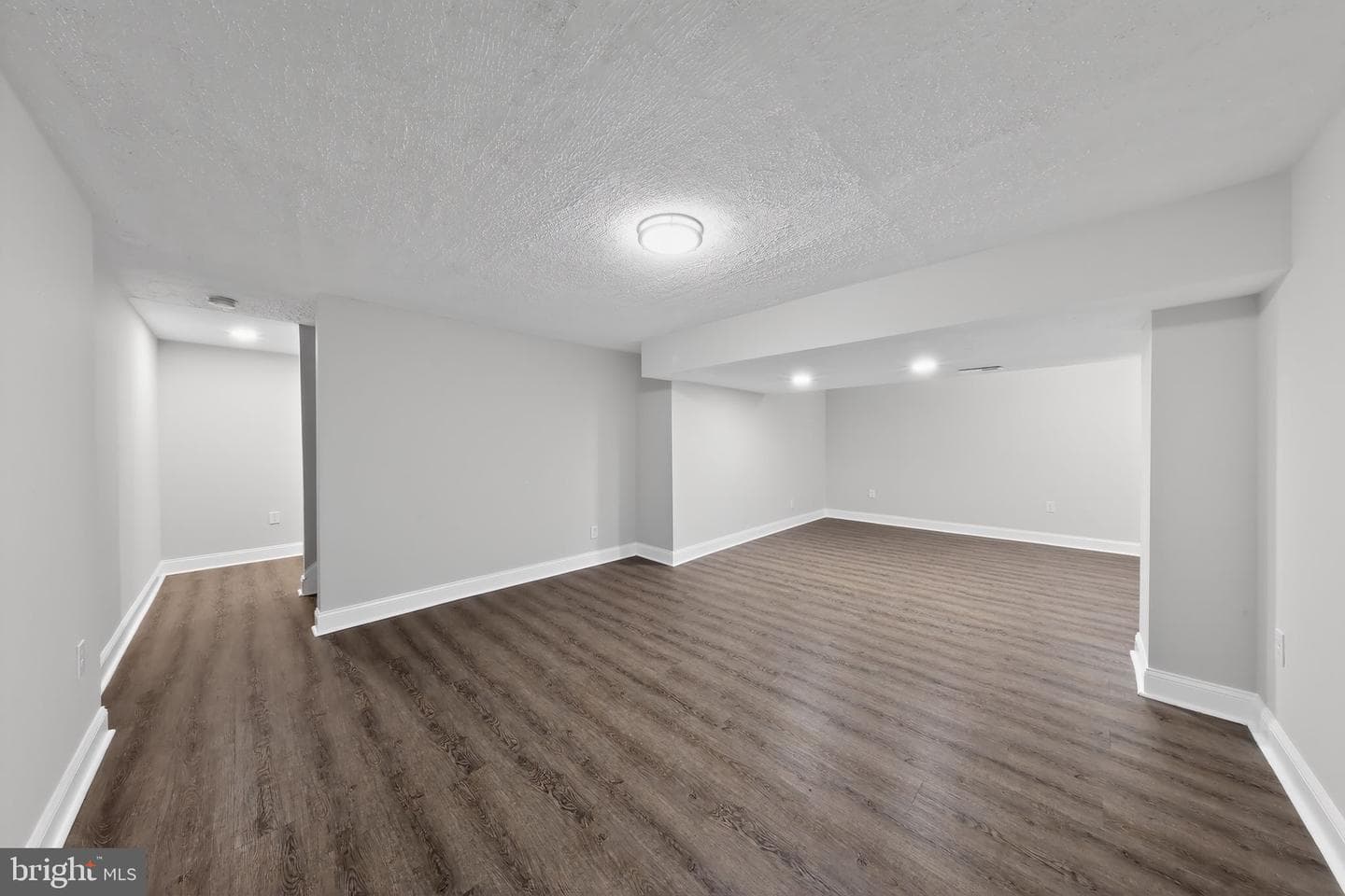 225 Heather Way photo 13