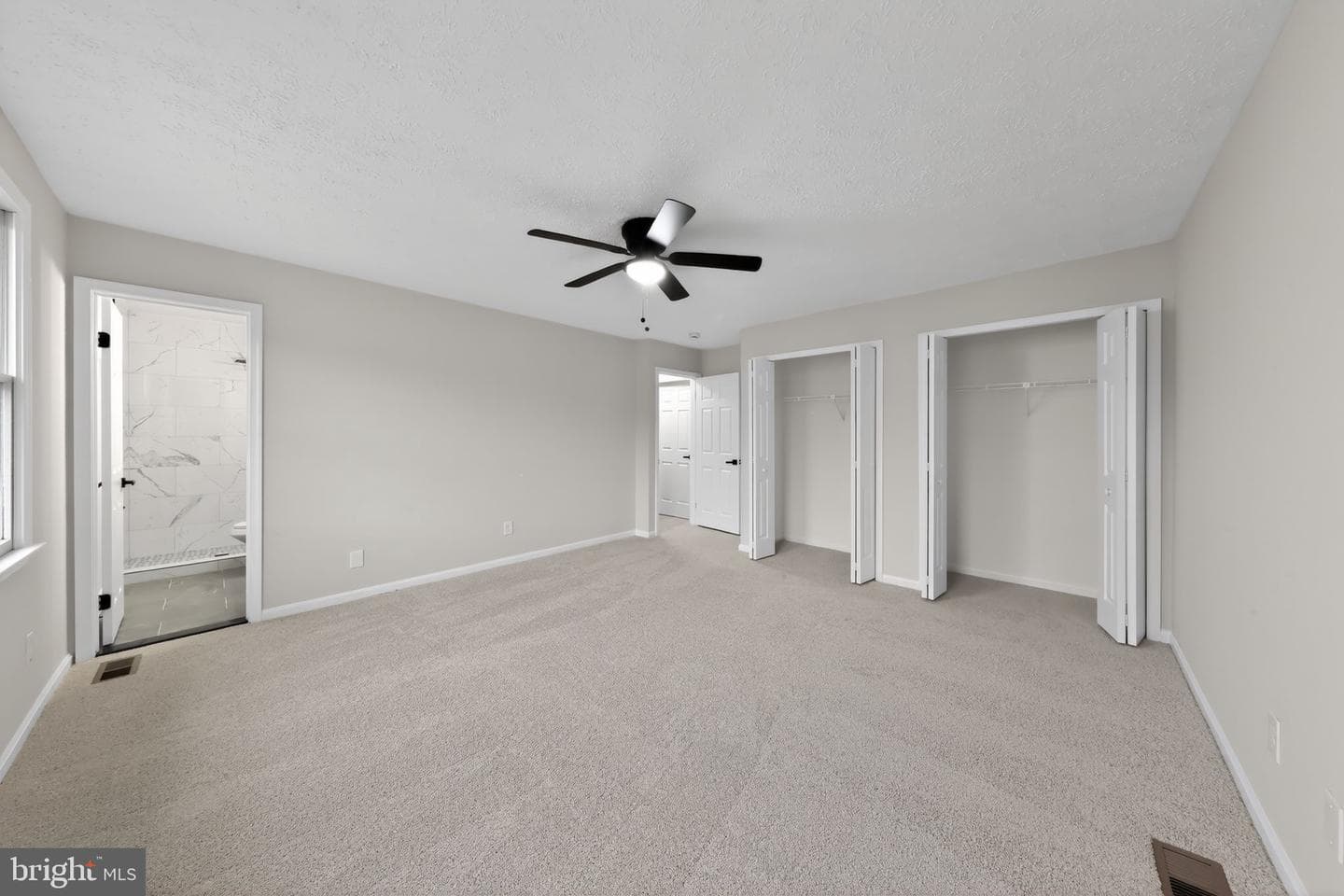 225 Heather Way photo 18