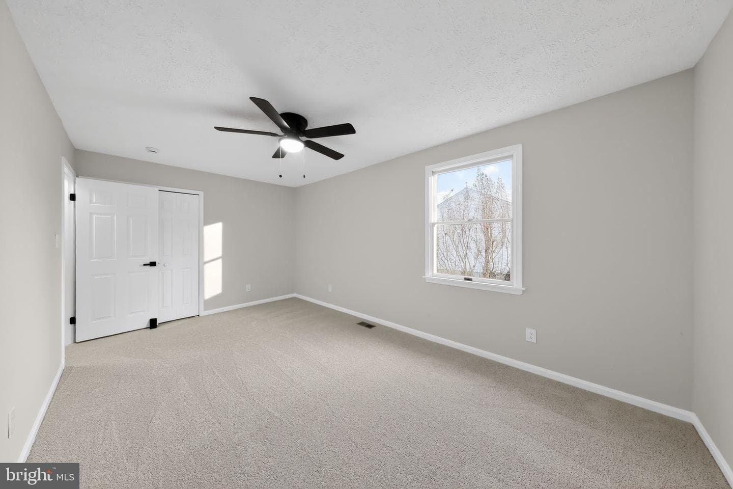 225 Heather Way photo 23