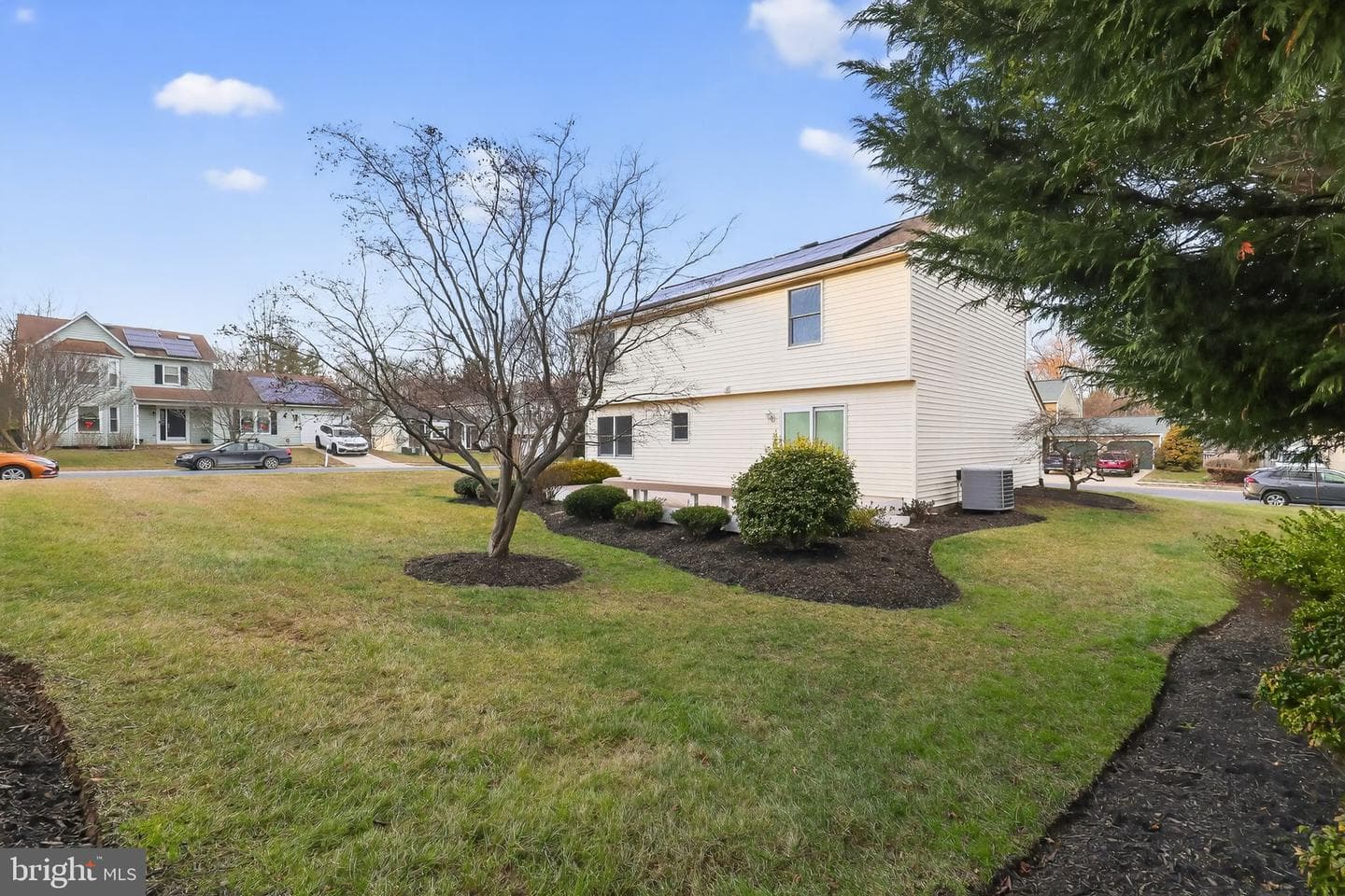 225 Heather Way photo 27